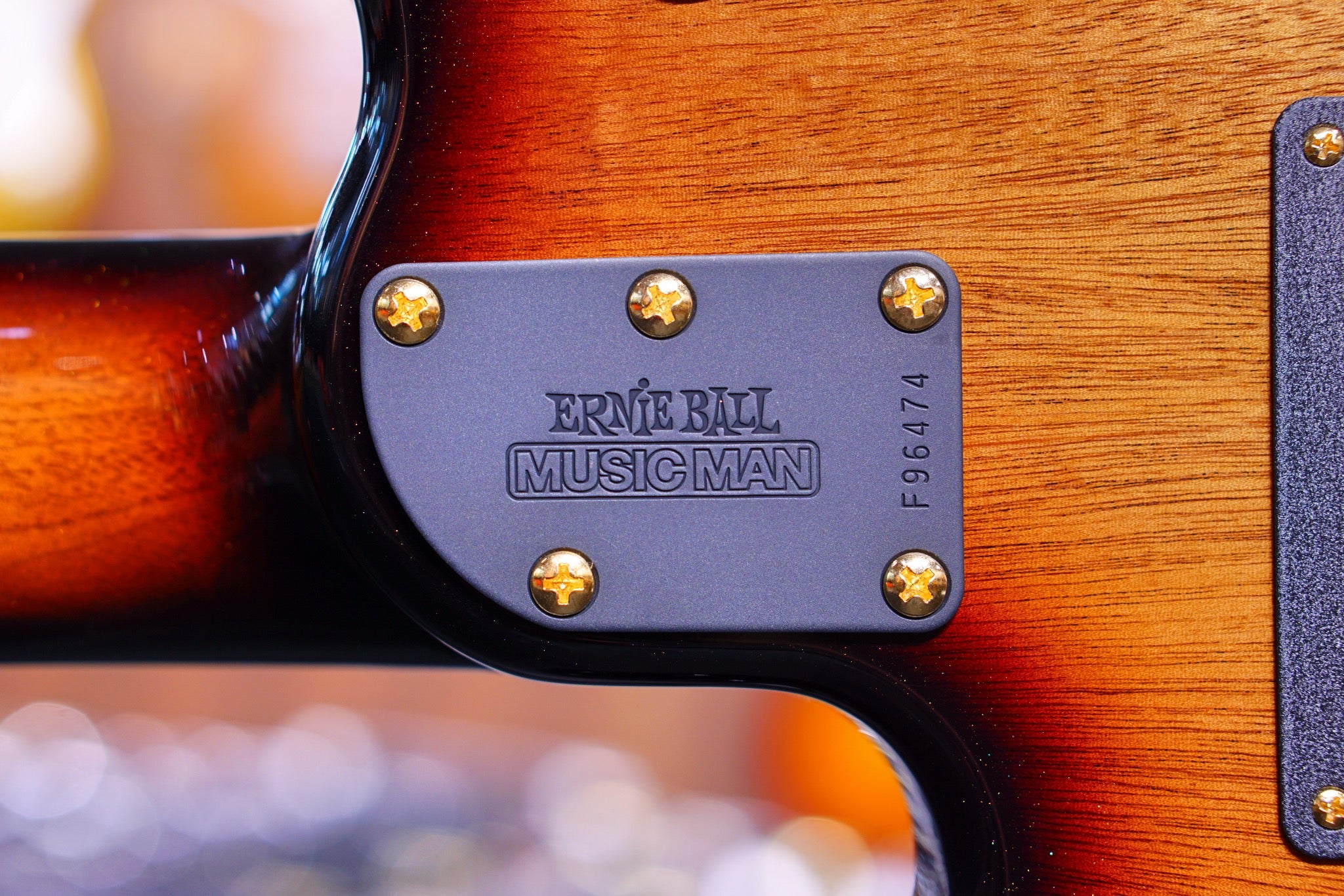 Ernie Ball Music Man JP7 20th Anniversary Honey Butter Burst John Petrucci f96474 - HIENDGUITAR Musicman GUITAR