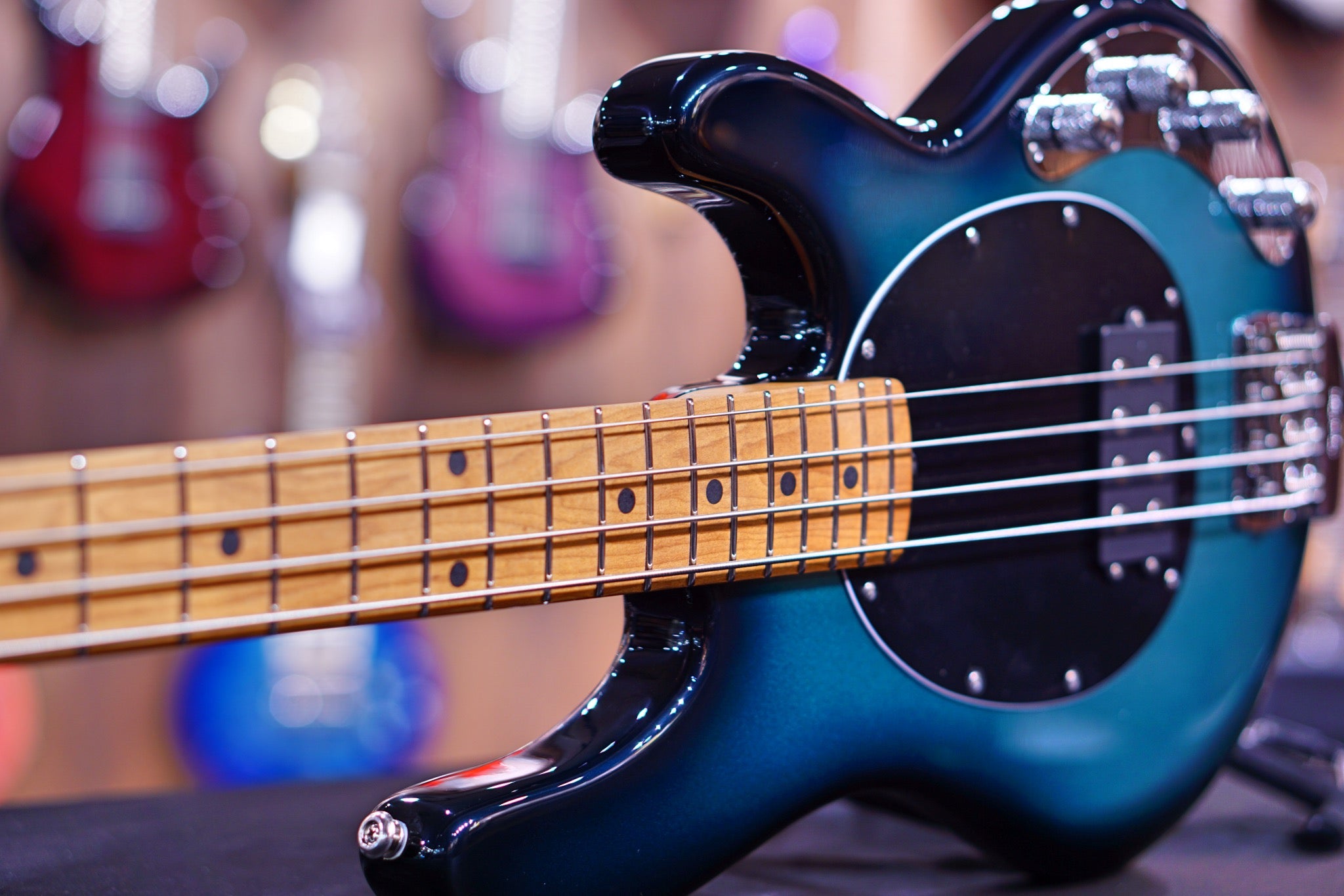 Ernie Ball Music Man StingRay Special 4 H Bass Guitar - Frost Green Pearl with Maple Fingerboard F94569 - HIENDGUITAR Musicman bass