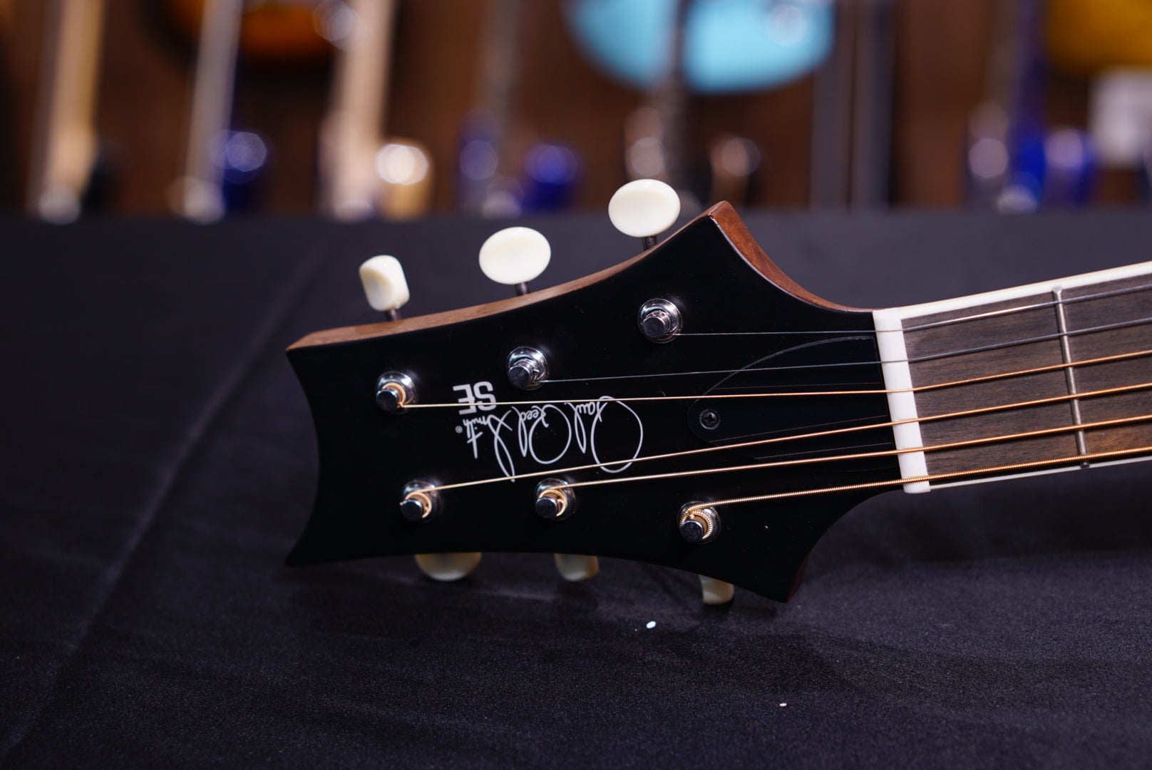 PRS Acoustic SE Parlor Black Satin Top - HIENDGUITAR PRS SE GUITAR