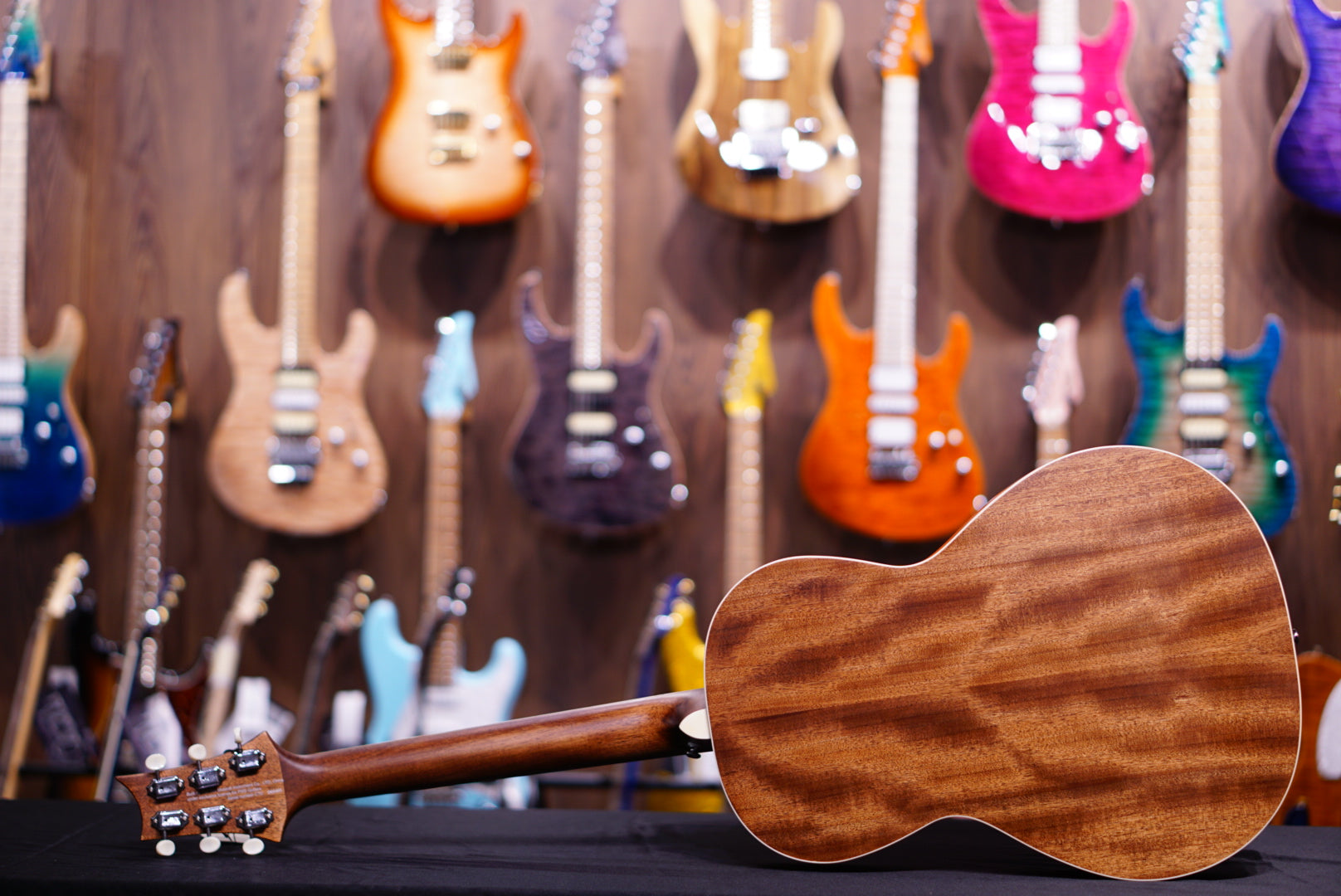 PRS Acoustic SE Parlor Black Satin Top - HIENDGUITAR PRS SE GUITAR