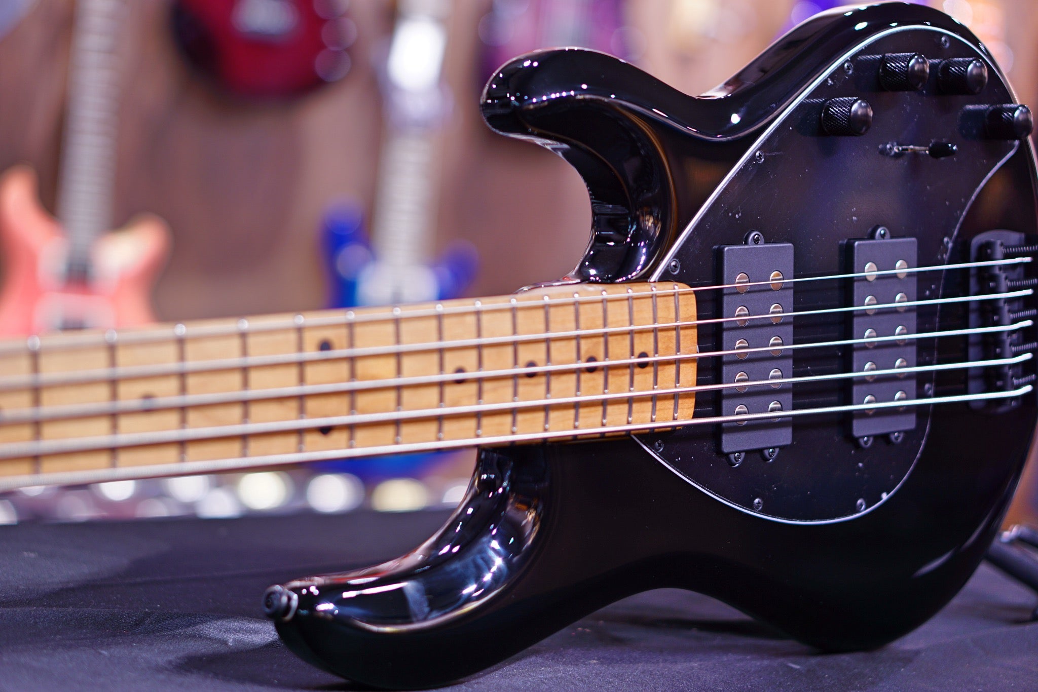 Ernie Ball Music Man StingRay Special 5 HH Bass Guitar - Black with Maple Fingerboard F97071 - HIENDGUITAR Musicman bass