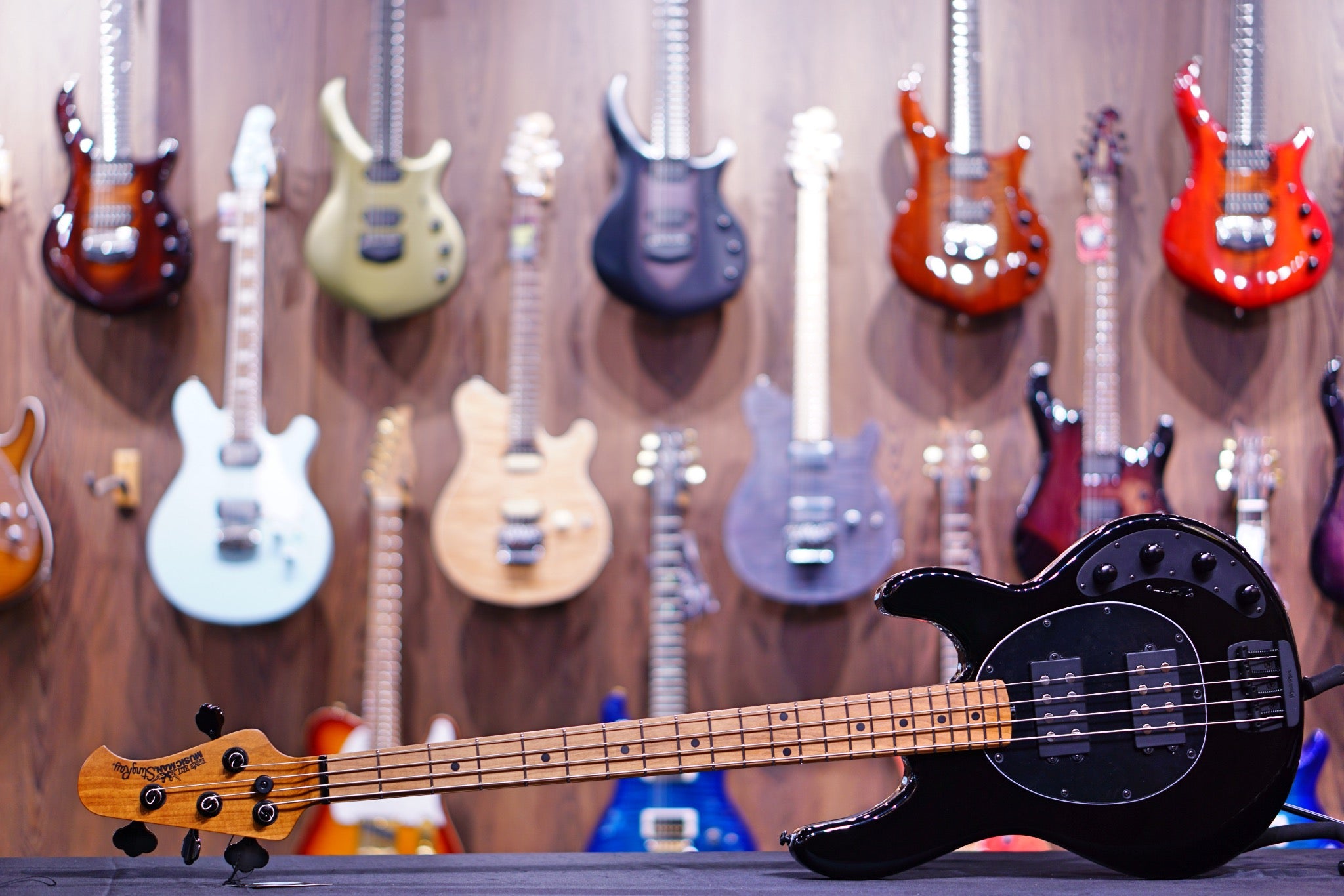 Ernie Ball Music Man StingRay Special 4 Bass Guitar - Black with Maple Fingerboard f98004 - HIENDGUITAR Musicman bass