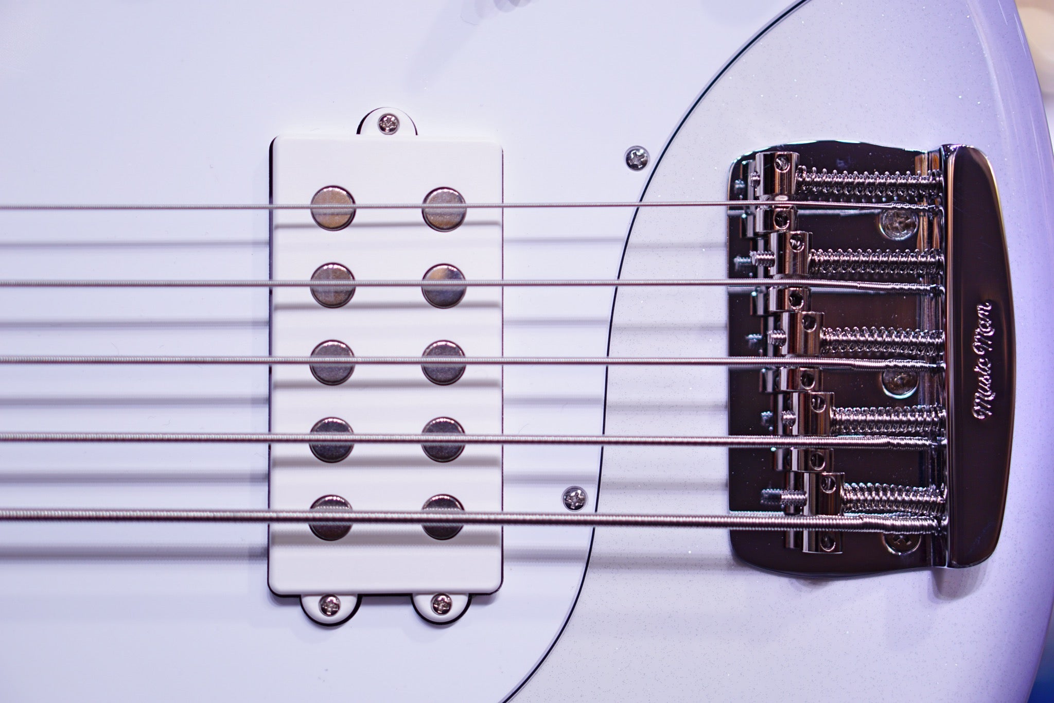 Ernie Ball Music Man StingRay Special 5 H Bass Guitar - Snowy Night with Maple Fingerboard F95745 - HIENDGUITAR Musicman bass