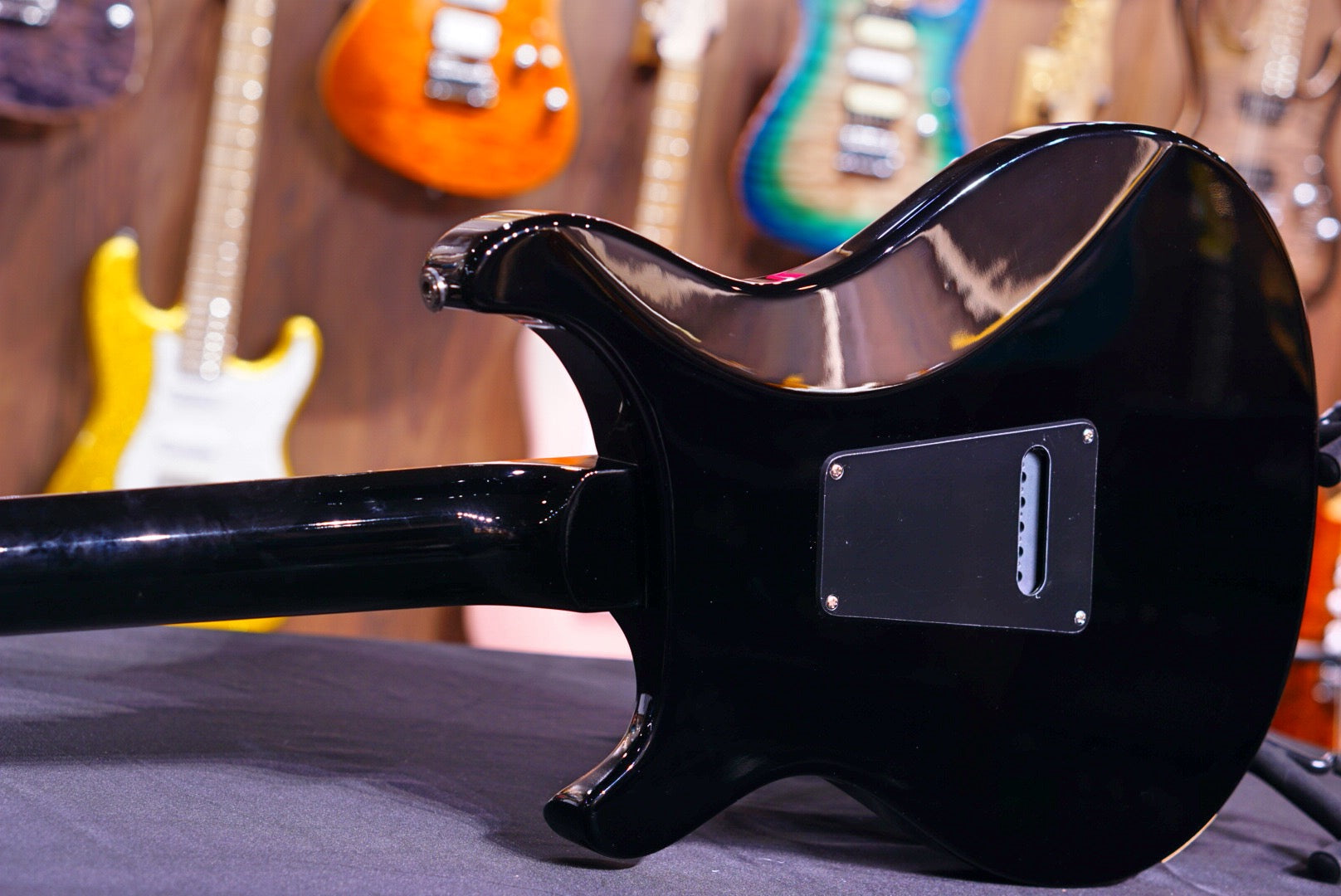 PRS S2 Standard 24 - Black S2044723 - HIENDGUITAR PRS GUITAR