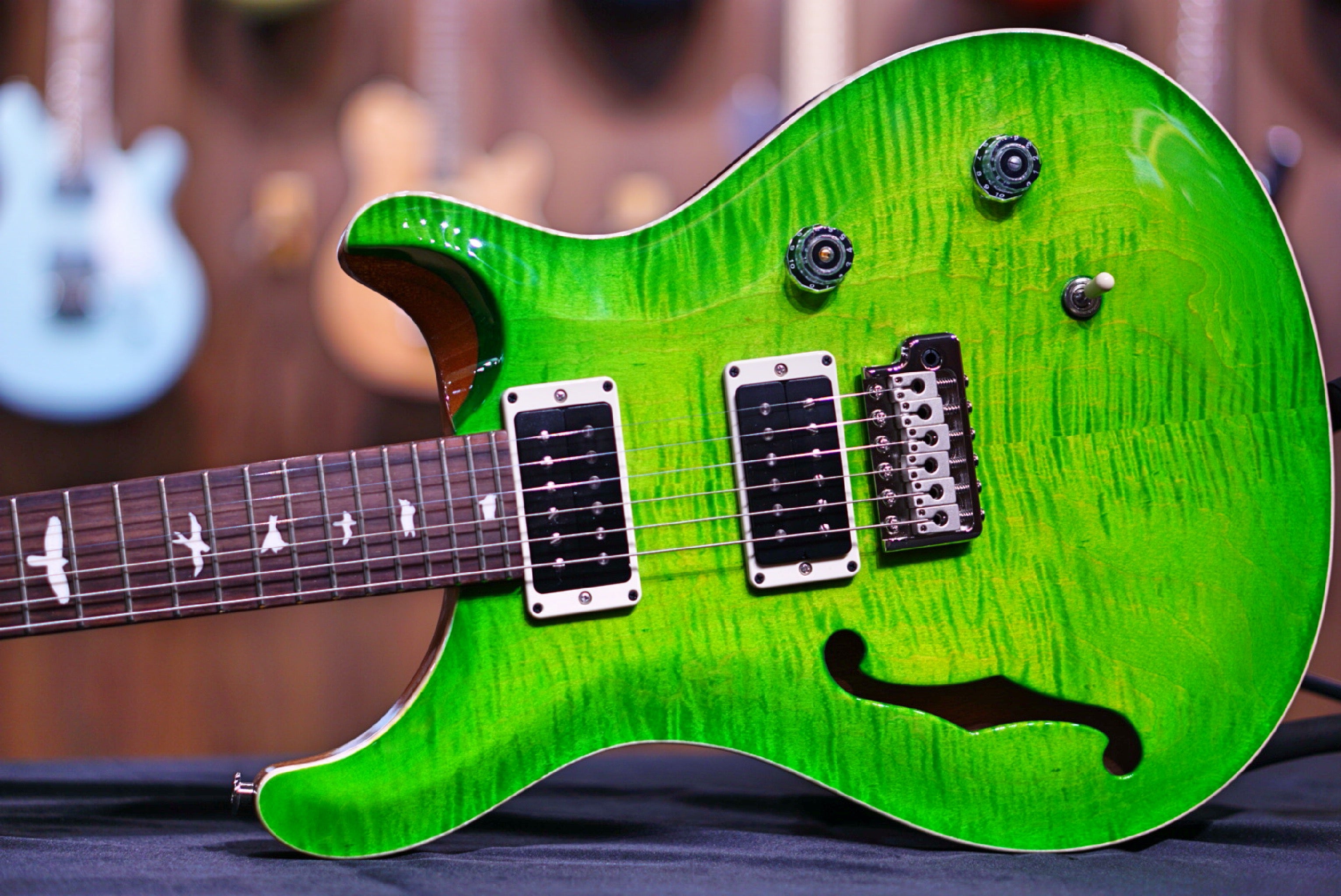 PRS CE24 Semi hollow eriza verde 0333968 - HIENDGUITAR PRS GUITAR