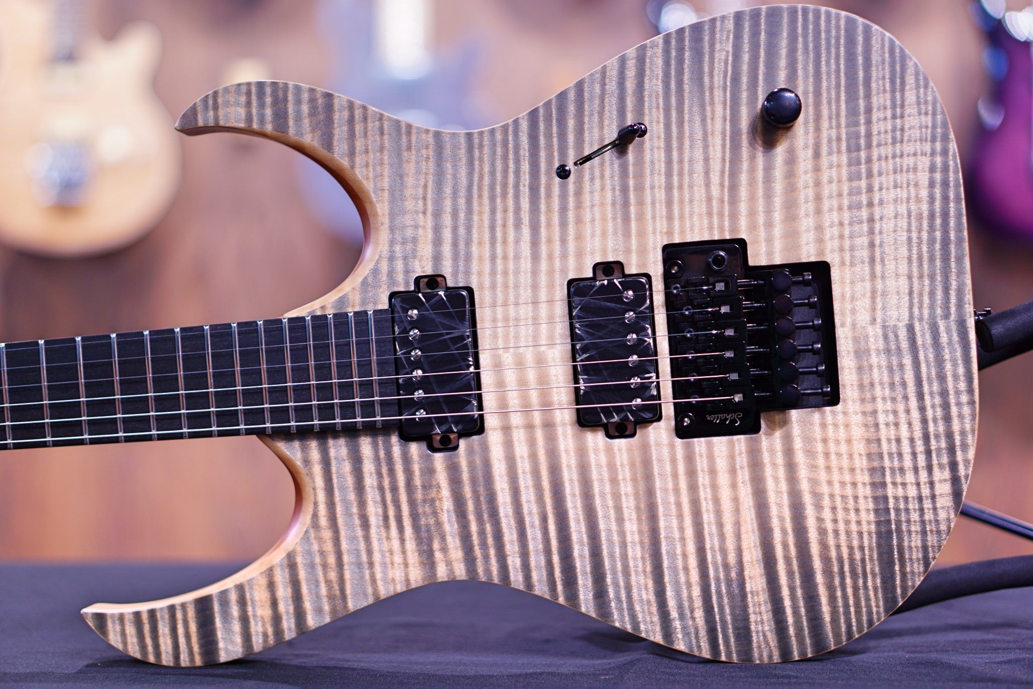 Mayones Duvell Elite Pro 6 5A Flame Black feather DF2201801 - HIENDGUITAR Mayones GUITAR