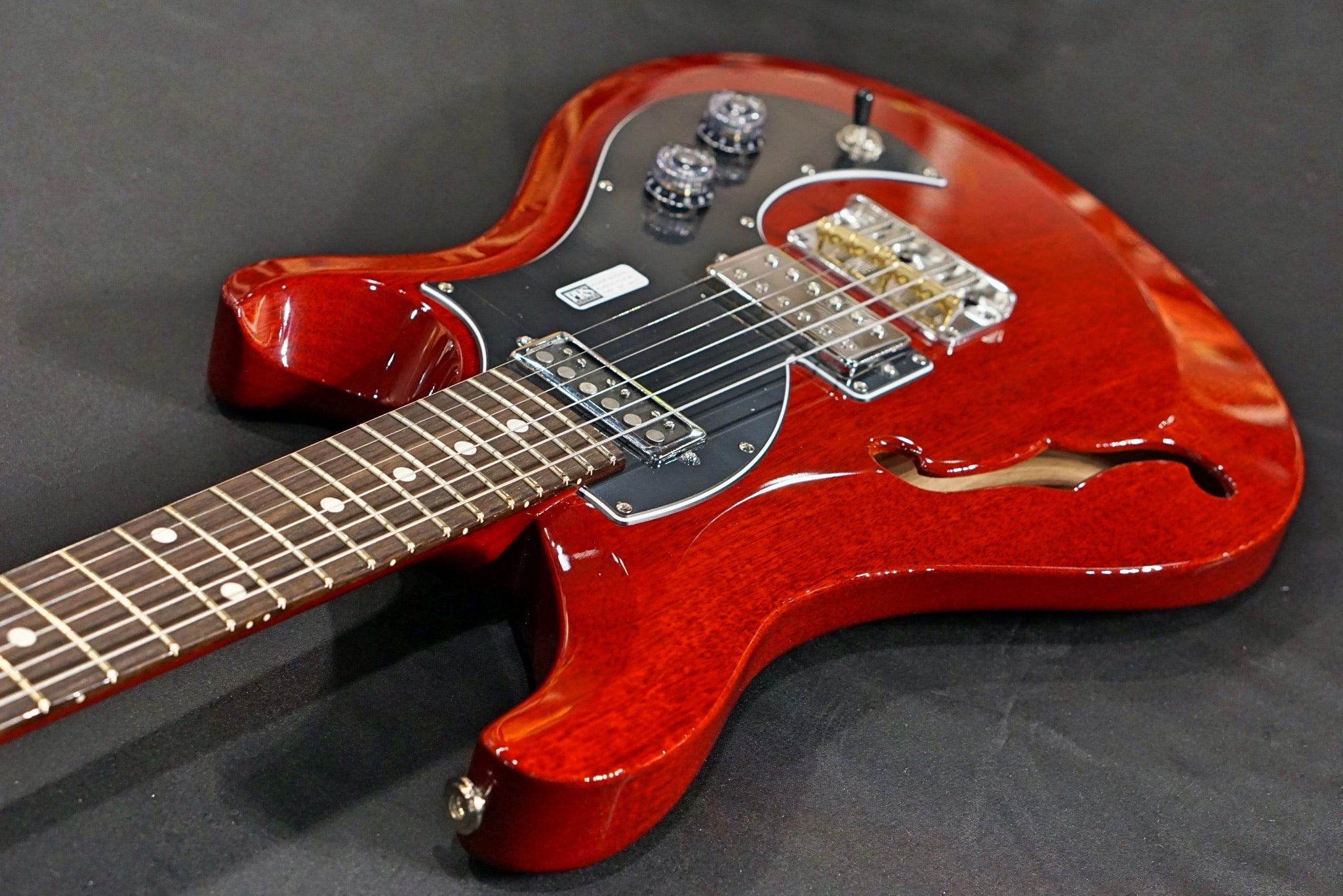 PRS S2 Vela Semi-Hollow - Vintage Cherry S2046017 - HIENDGUITAR PRS GUITAR