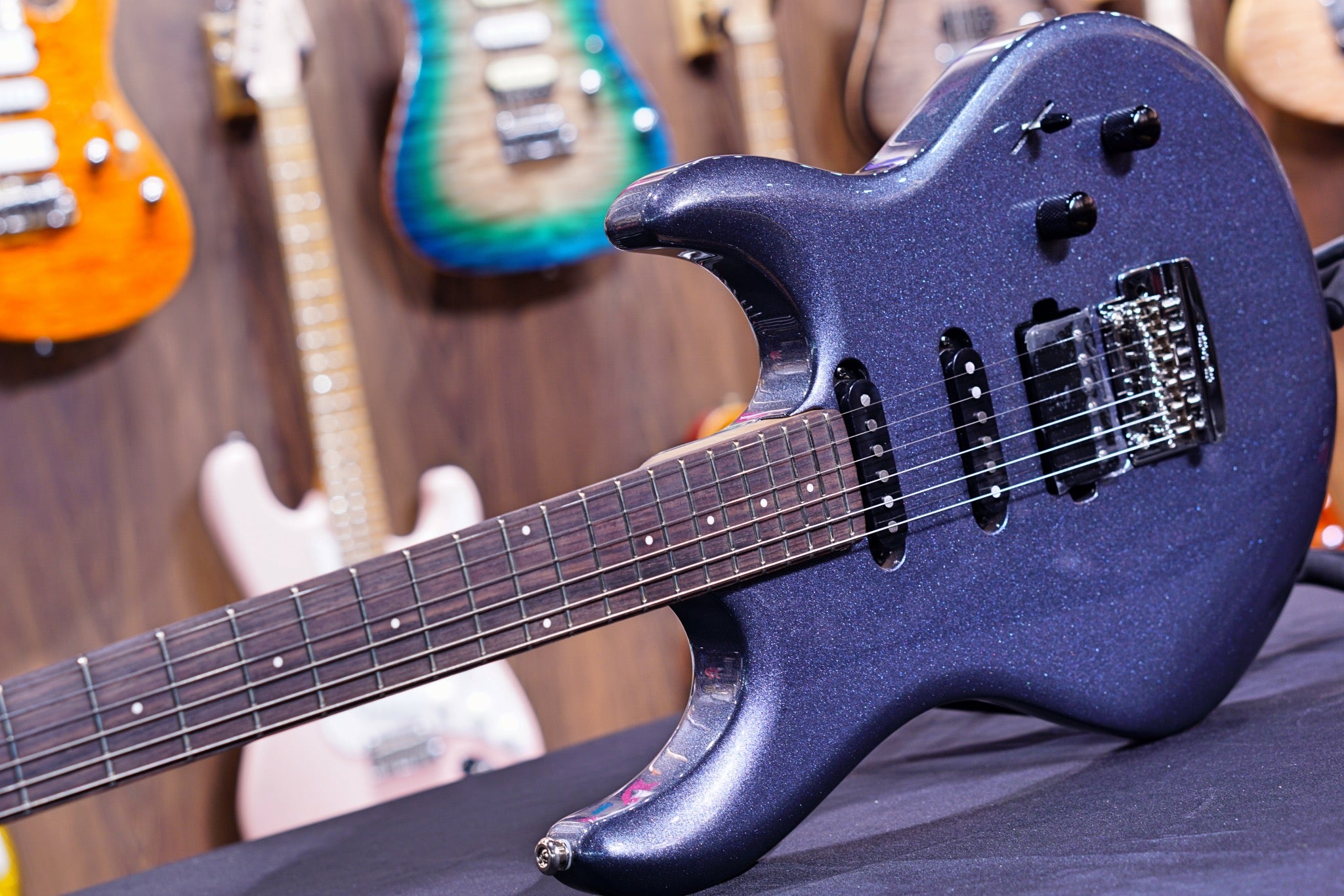 Ernie Ball Music Man Luke III HSS - Bodhi Blue G96652 - HIENDGUITAR Musicman GUITAR