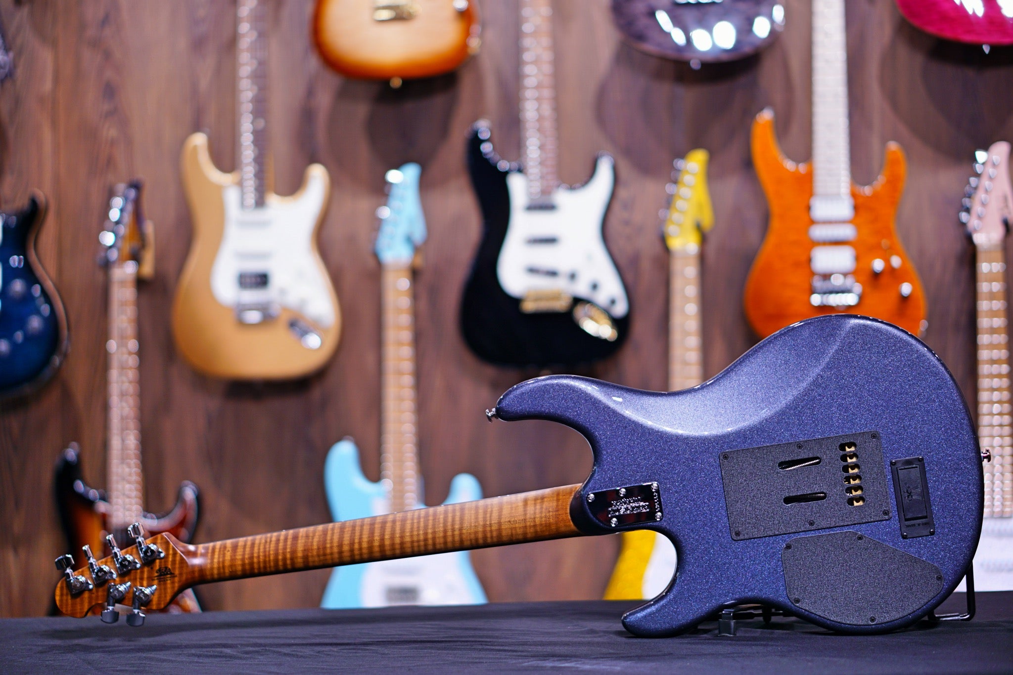 Ernie Ball Music Man Luke III HSS - Bodhi Blue G96652 - HIENDGUITAR Musicman GUITAR