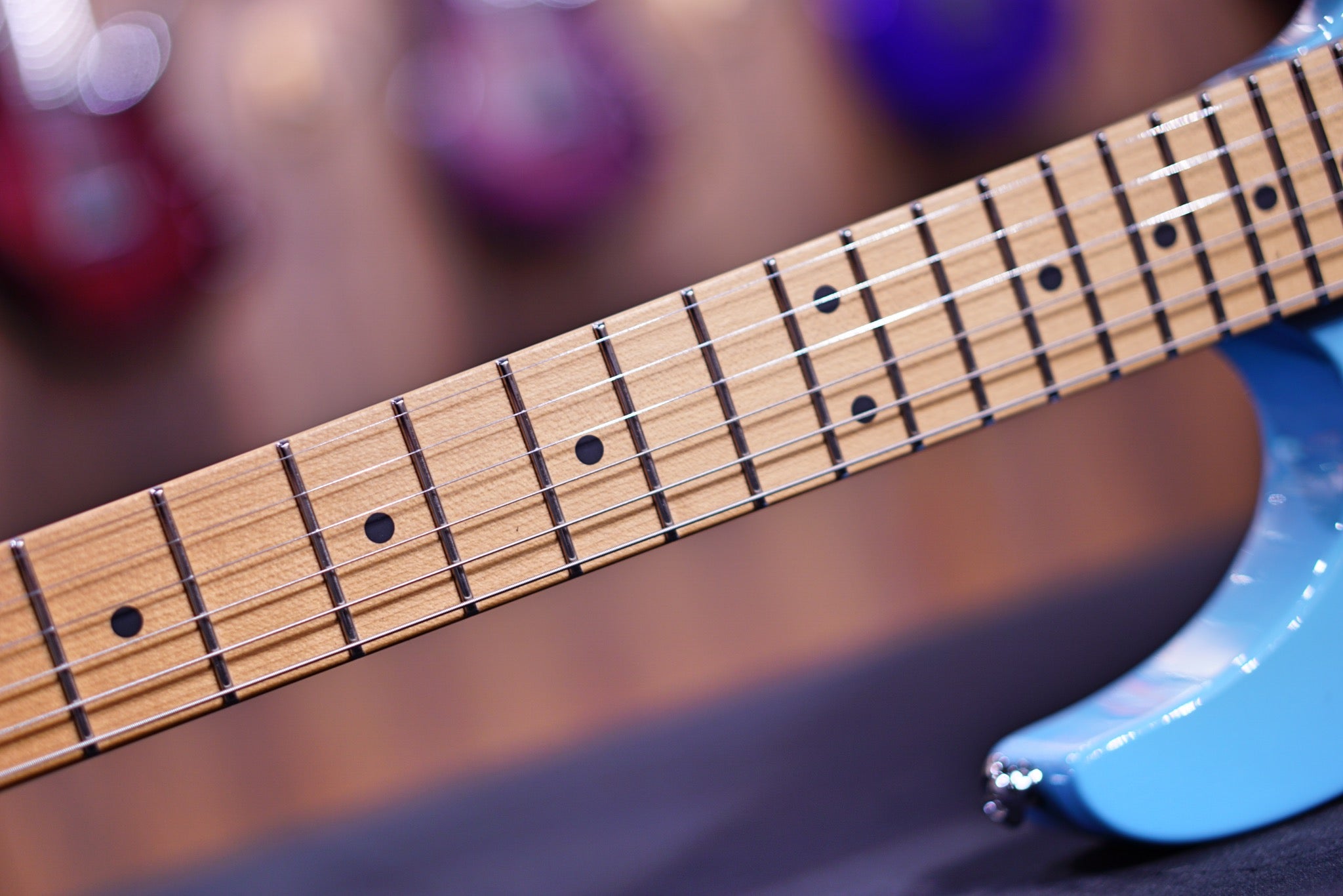 Suhr Modern antique daphnae blue Hiend spec 67457 - HIENDGUITAR SUHR GUITAR