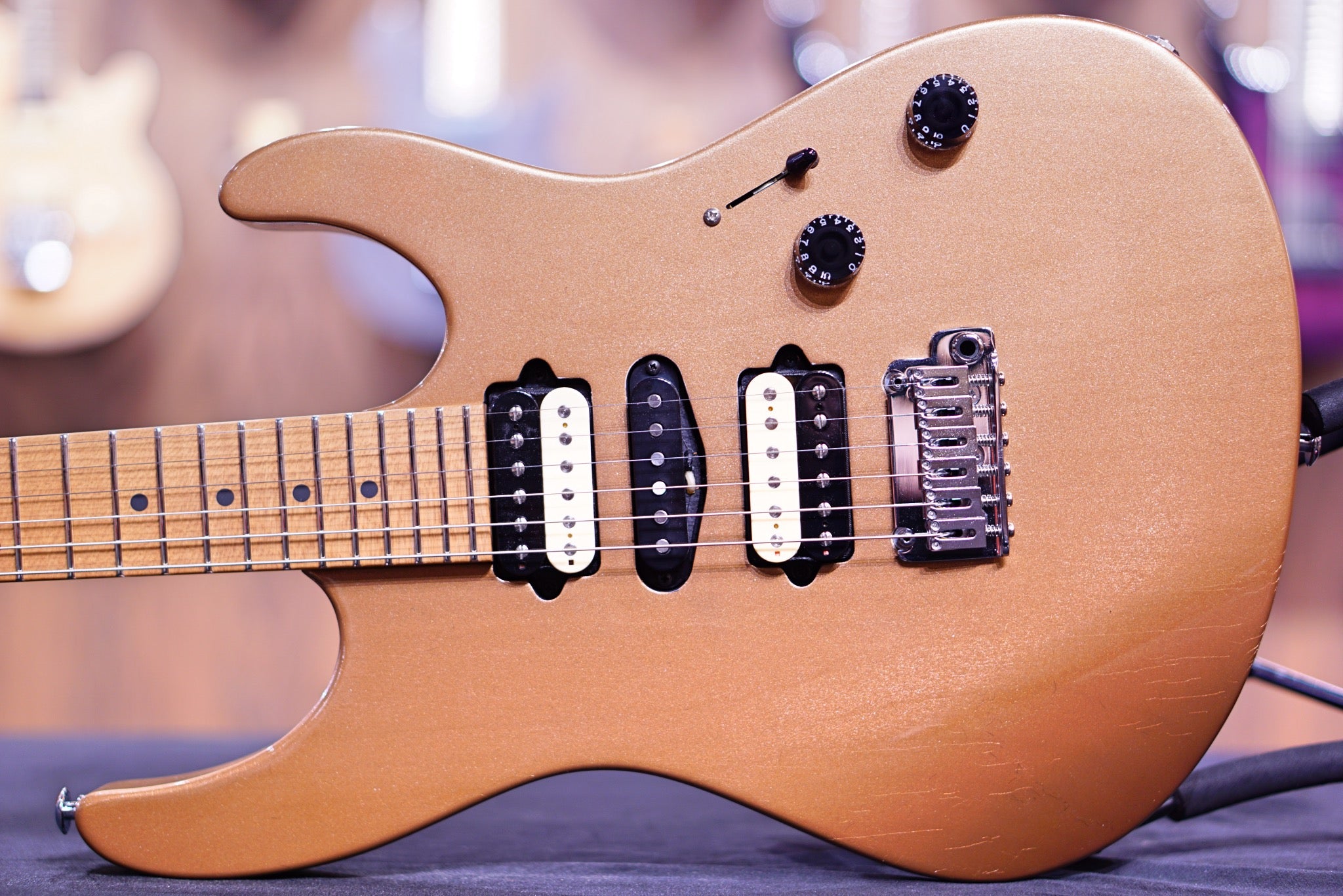 Suhr Modern antique firemist gold Hiend spec 67460 - HIENDGUITAR SUHR GUITAR