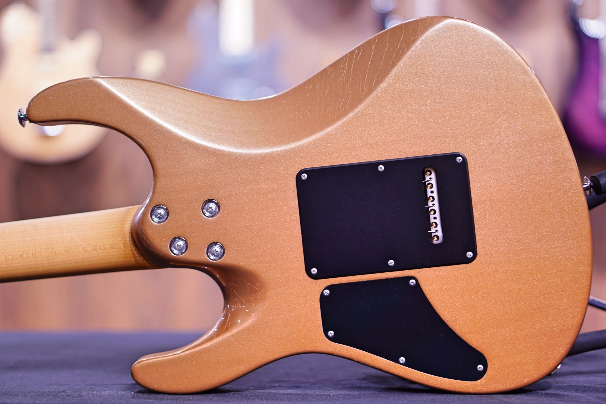 Suhr Modern antique firemist gold Hiend spec 67460 - HIENDGUITAR SUHR GUITAR