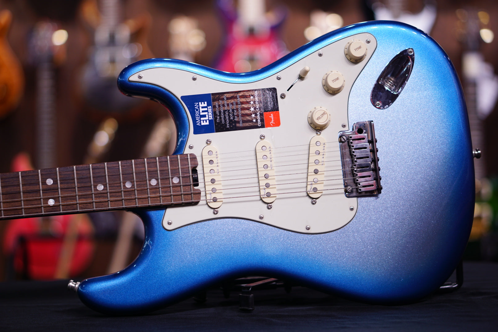 Promo Fender American Elite Stratocaster - Sky Burst Metallic with Rosewood Fingerboard - HIENDGUITAR   Fender GUITAR