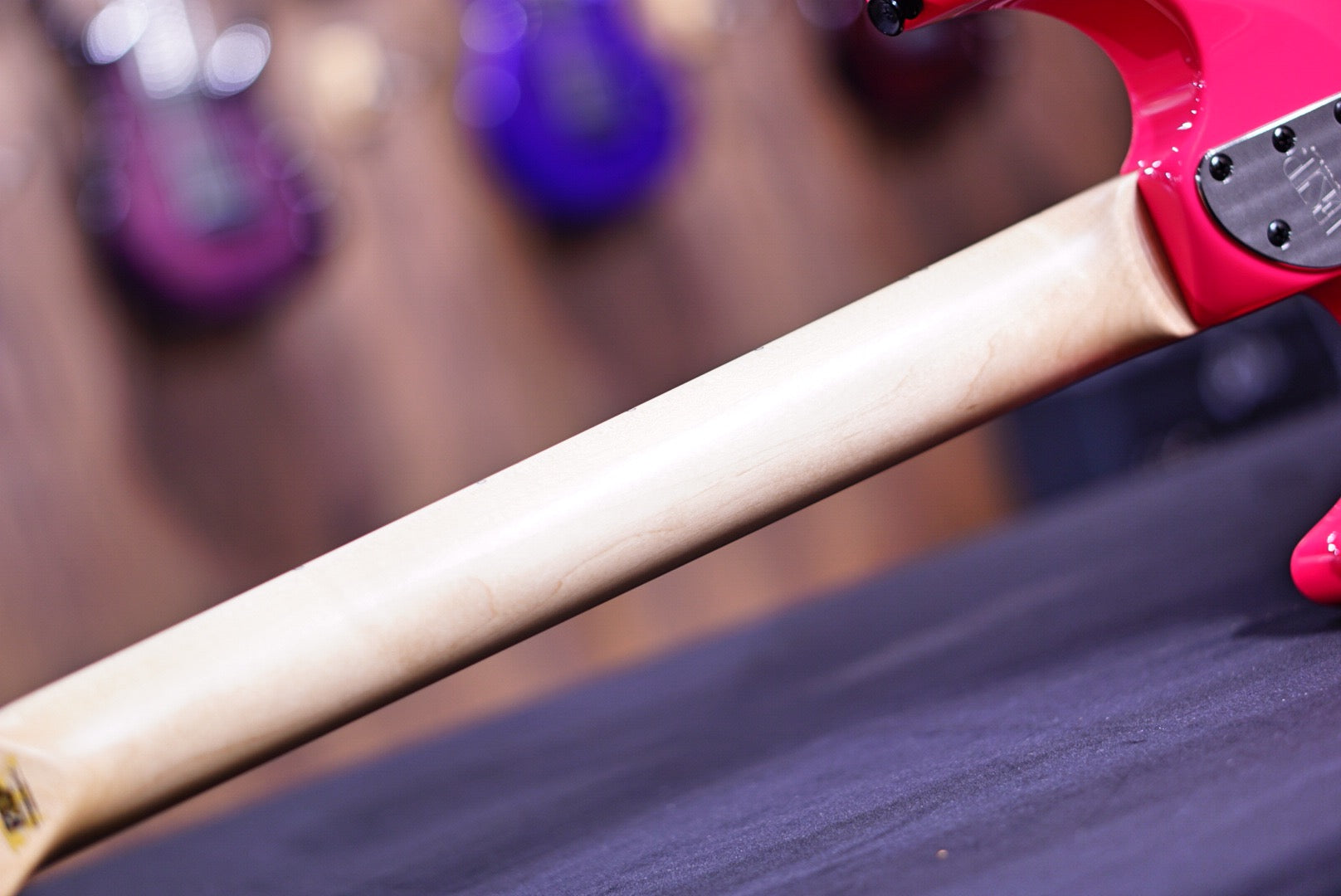 ESP Original SNAPPER FR Neon pink E0490212 - HIENDGUITAR esp GUITAR