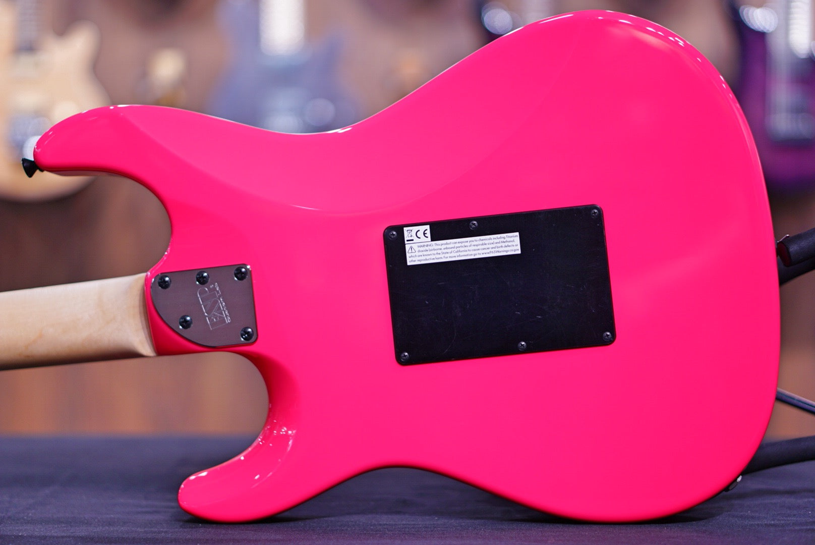 ESP Original SNAPPER FR Neon pink E0490212 - HIENDGUITAR esp GUITAR