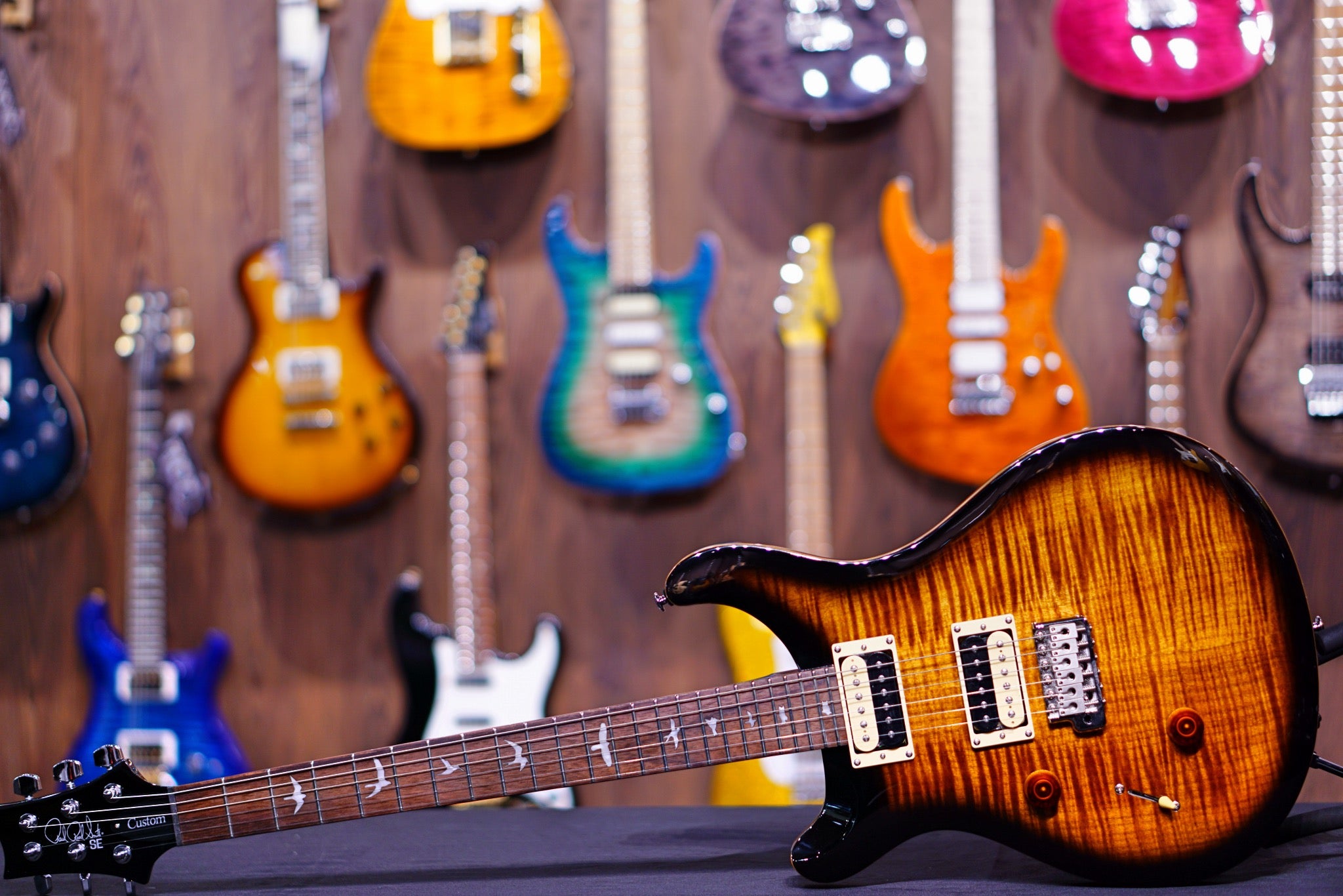 PRS SE lefty Custom 24 black gold - HIENDGUITAR PRS SE GUITAR