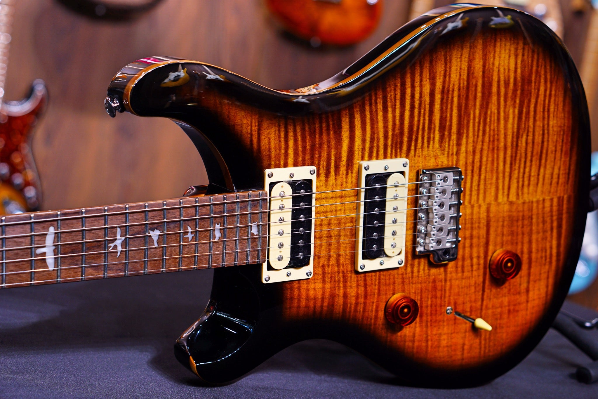 PRS SE lefty Custom 24 black gold - HIENDGUITAR PRS SE GUITAR