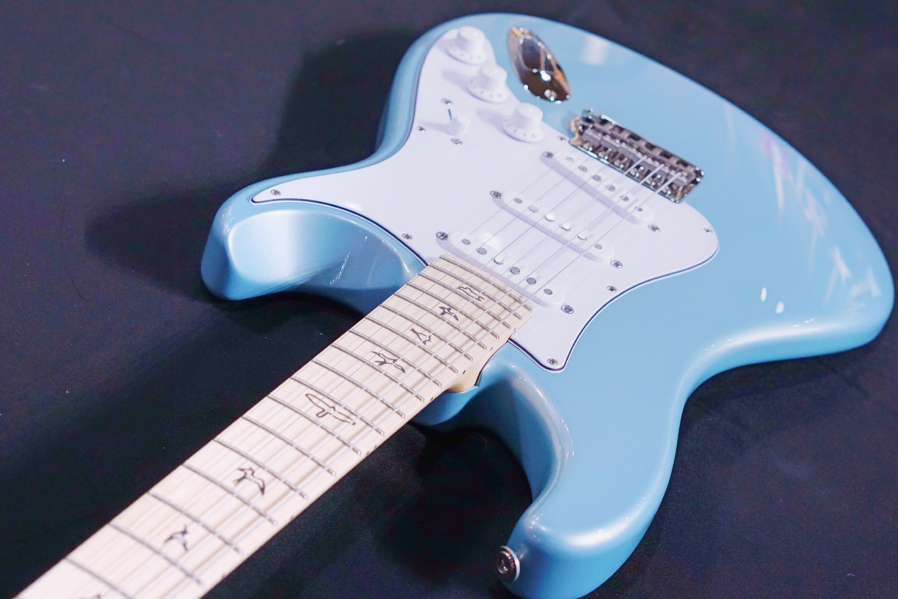 PRS Silver Sky - Polar blue Maple - HIENDGUITAR PRS GUITAR