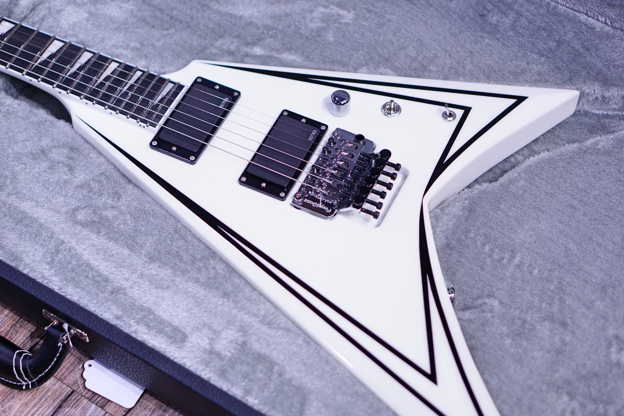 ESP E-II SV White Black Stripes ES5681213 - HIENDGUITAR E-II GUITAR