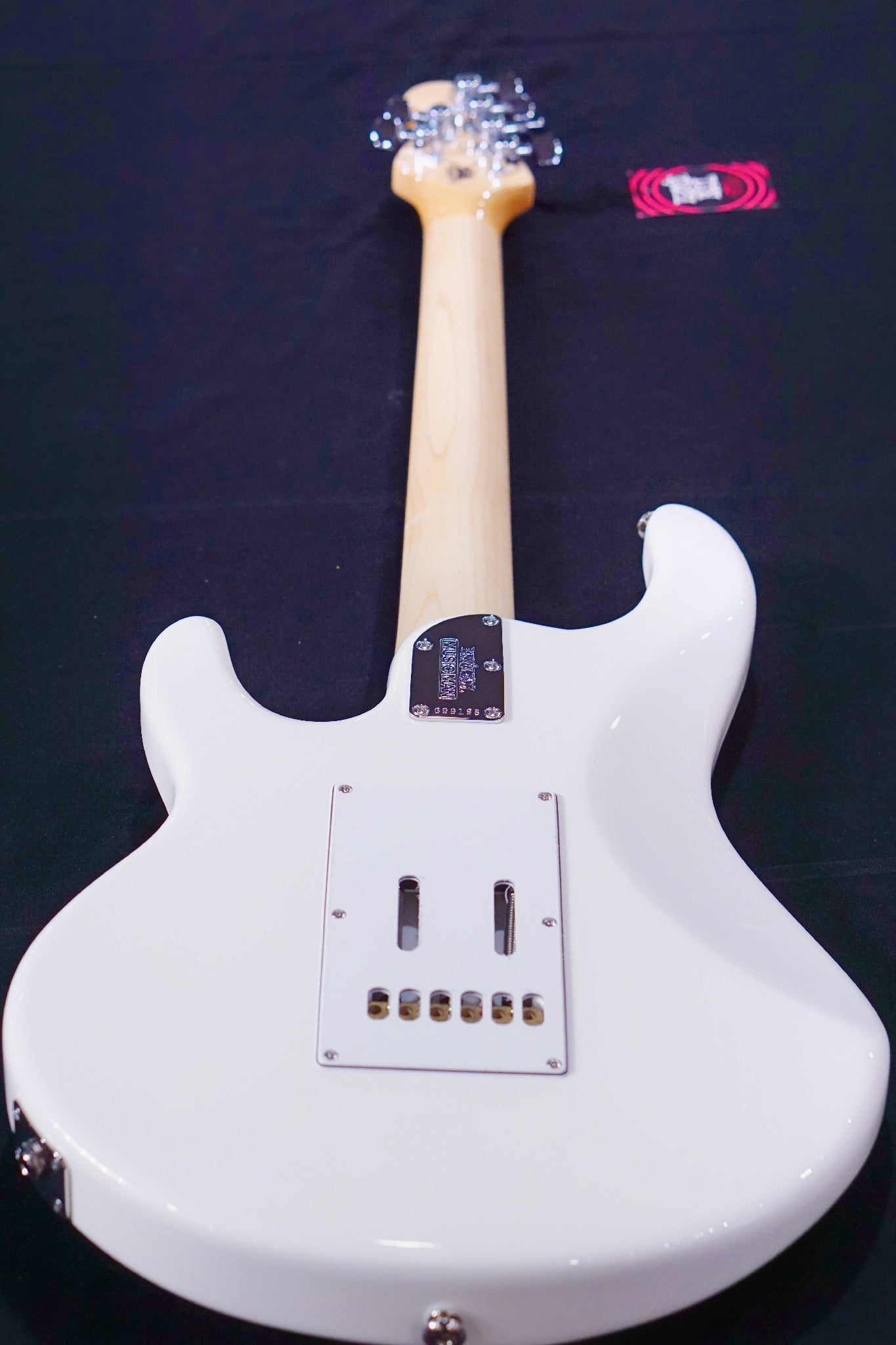 Ernie Ball Music Man Silhouette HSH Trem - White, Maple Fingerboard G99196 - HIENDGUITAR Musicman GUITAR
