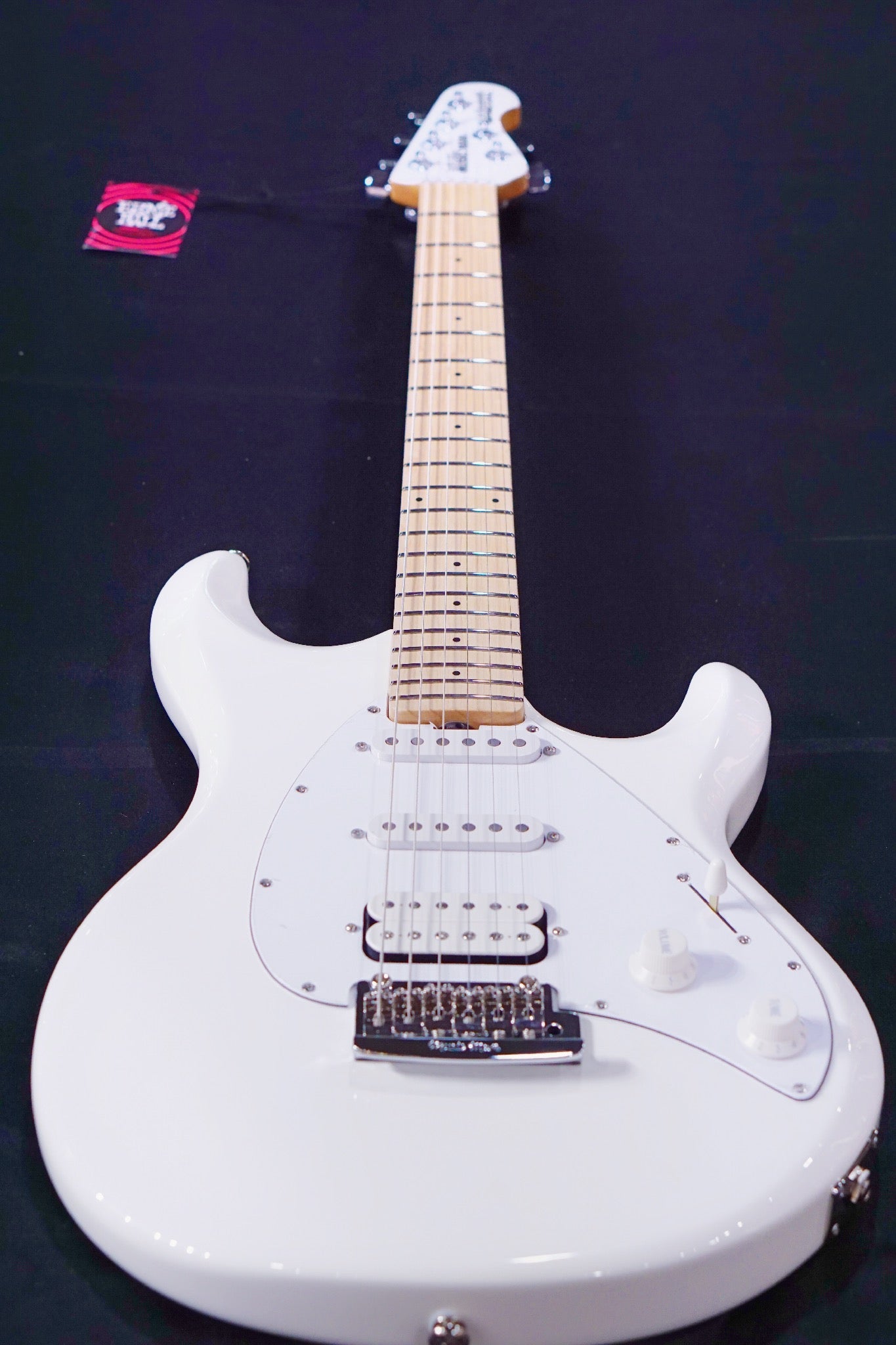 Ernie Ball Music Man Silhouette Special HSS Trem - White - Maple Matching Headstock - White G99056 - HIENDGUITAR Musicman GUITAR