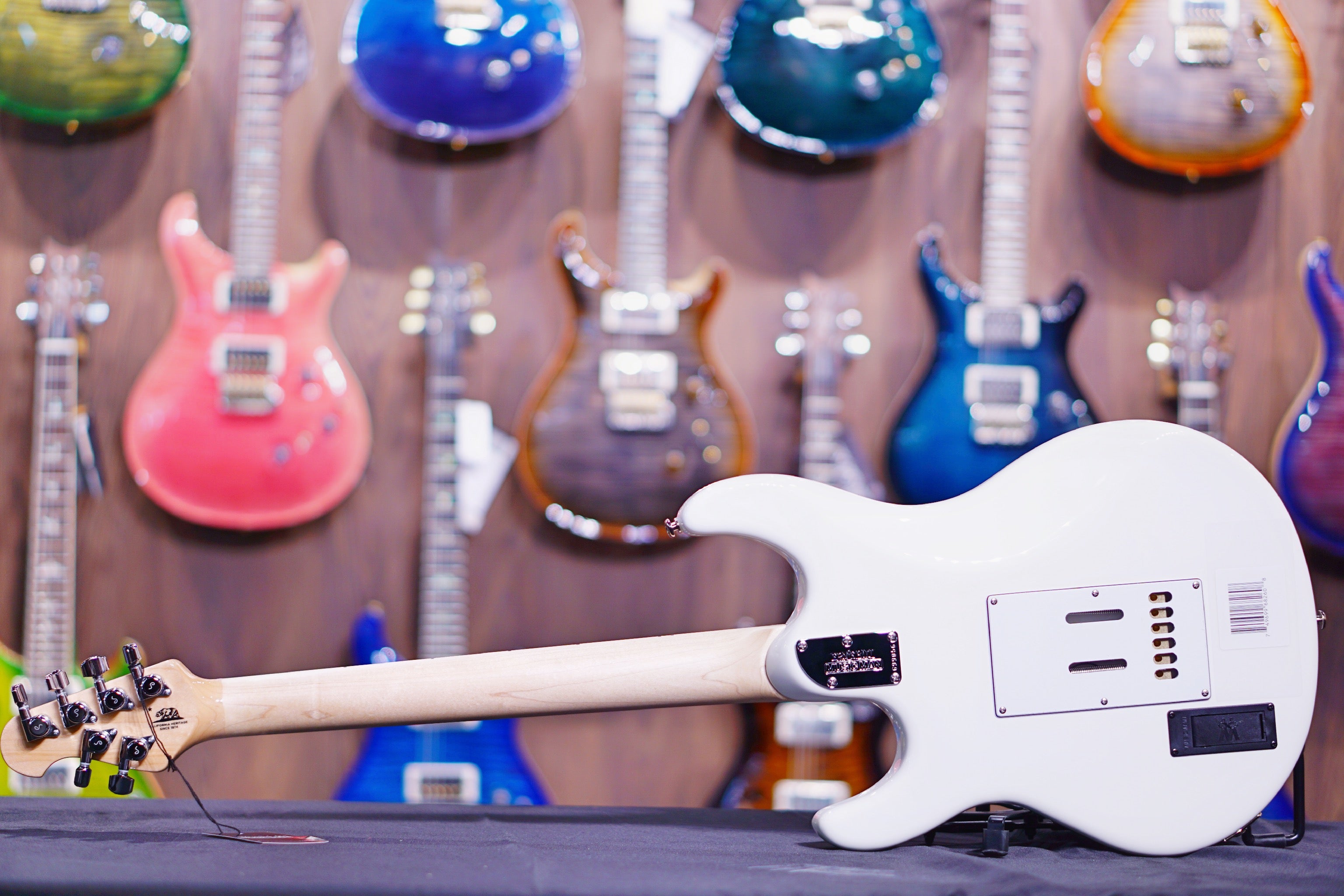 Ernie Ball Music Man Silhouette Special HSS Trem - White - Maple Matching Headstock - White G99056 - HIENDGUITAR Musicman GUITAR