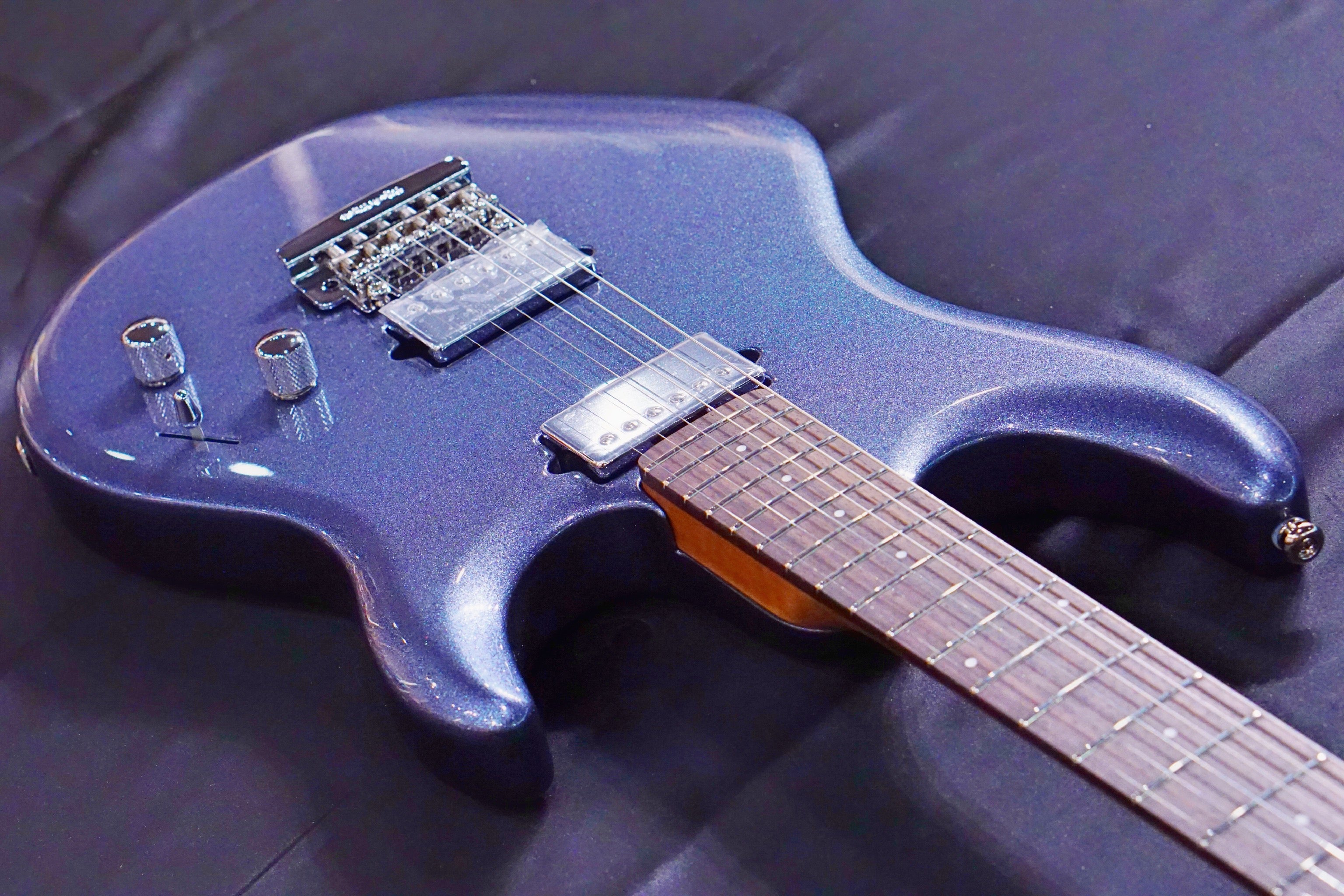 Ernie Ball Music Man Luke 3 HH - Bodhi Blue - Figured Roasted Maple/Rosewood G99042 - HIENDGUITAR Musicman GUITAR