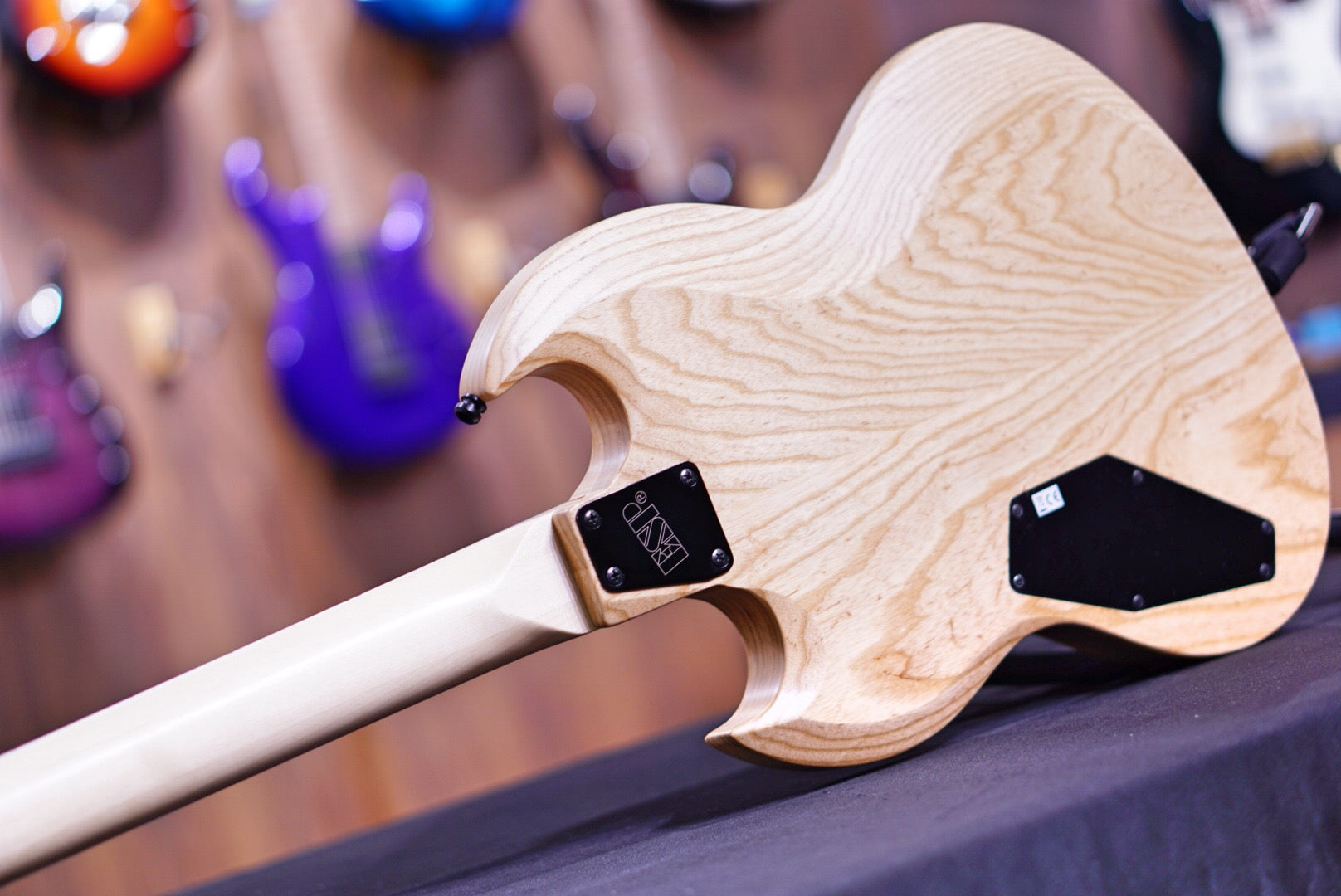 EDWARDS E-VIPER -1H Satin Natural - HIENDGUITAR EDWARDS GUITAR