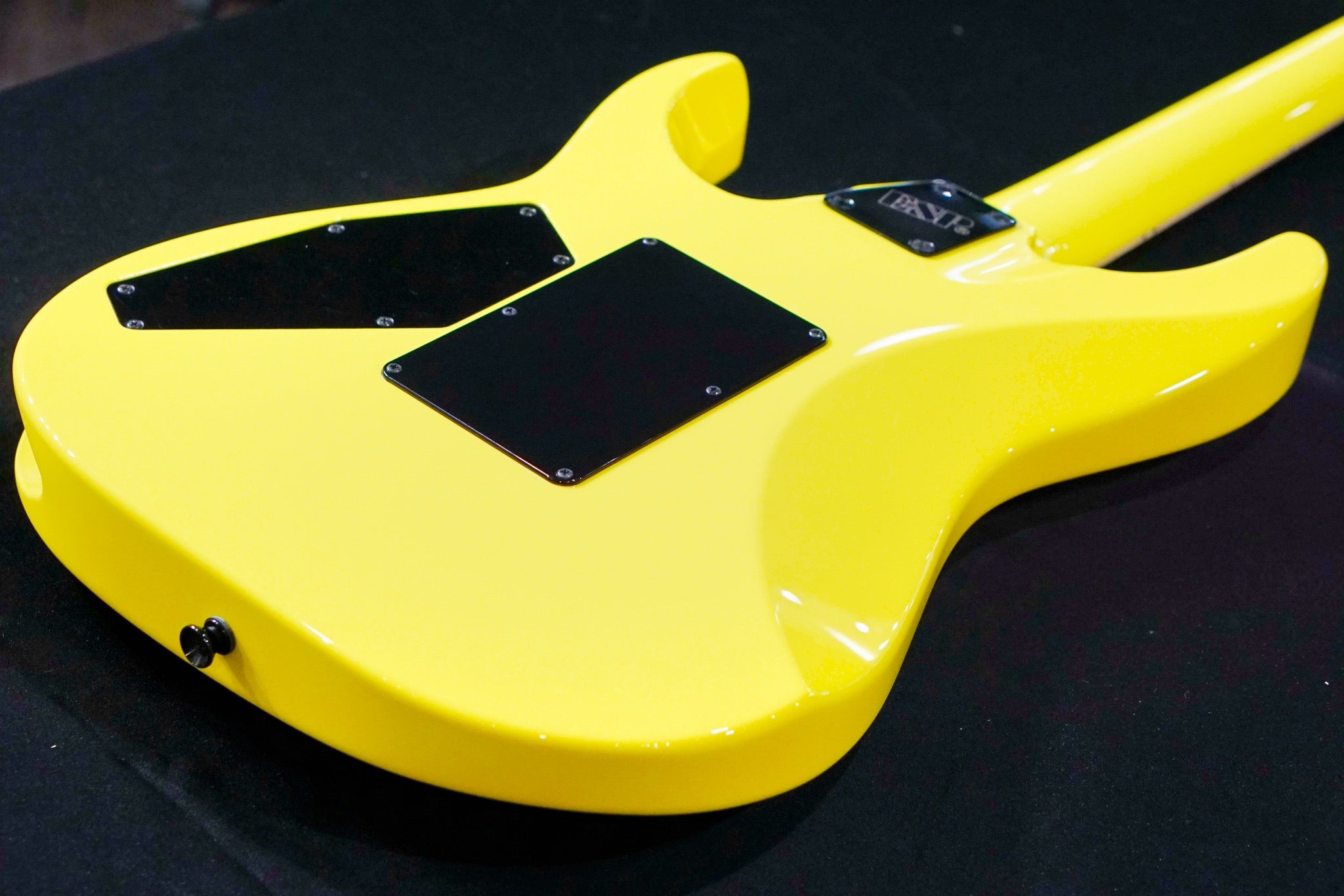 ESP ORIGINAL M-II DX/M w/EMG Brushed Black Neon Yellow E7601202 - HIENDGUITAR ESP GUITAR