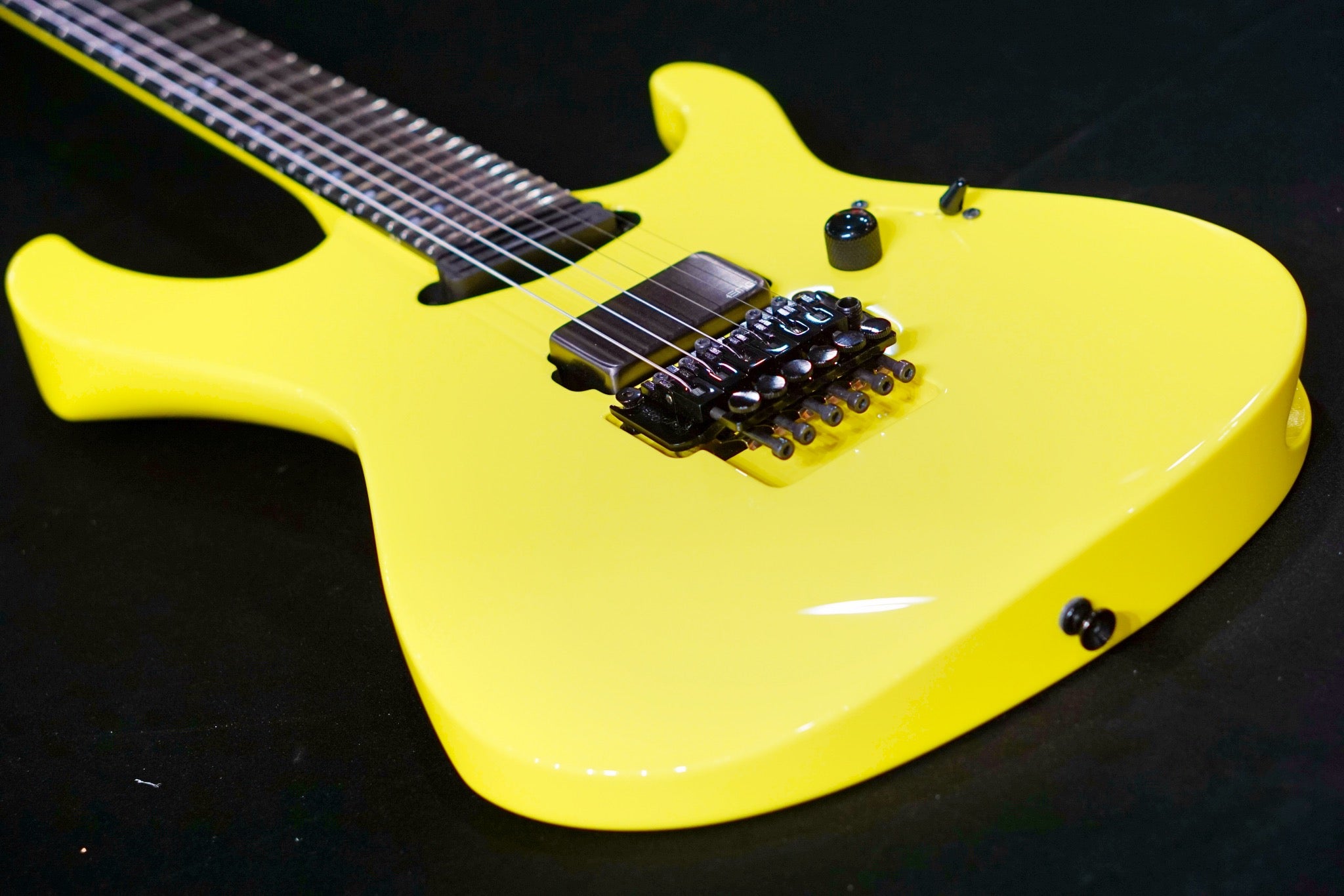 ESP original Maverick Neon Yellow E8601202 - HIENDGUITAR ESP GUITAR
