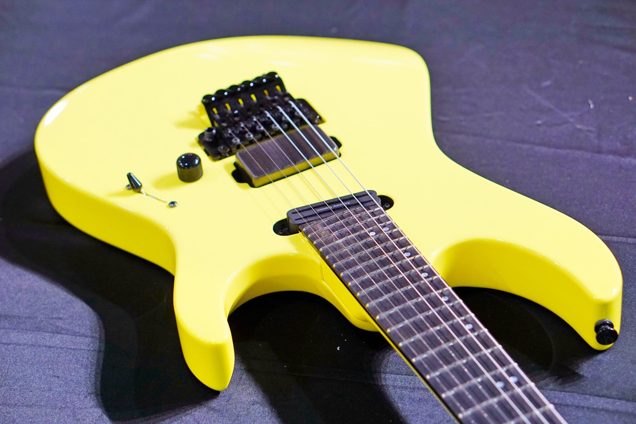 ESP original Maverick Neon Yellow E8601202 - HIENDGUITAR ESP GUITAR