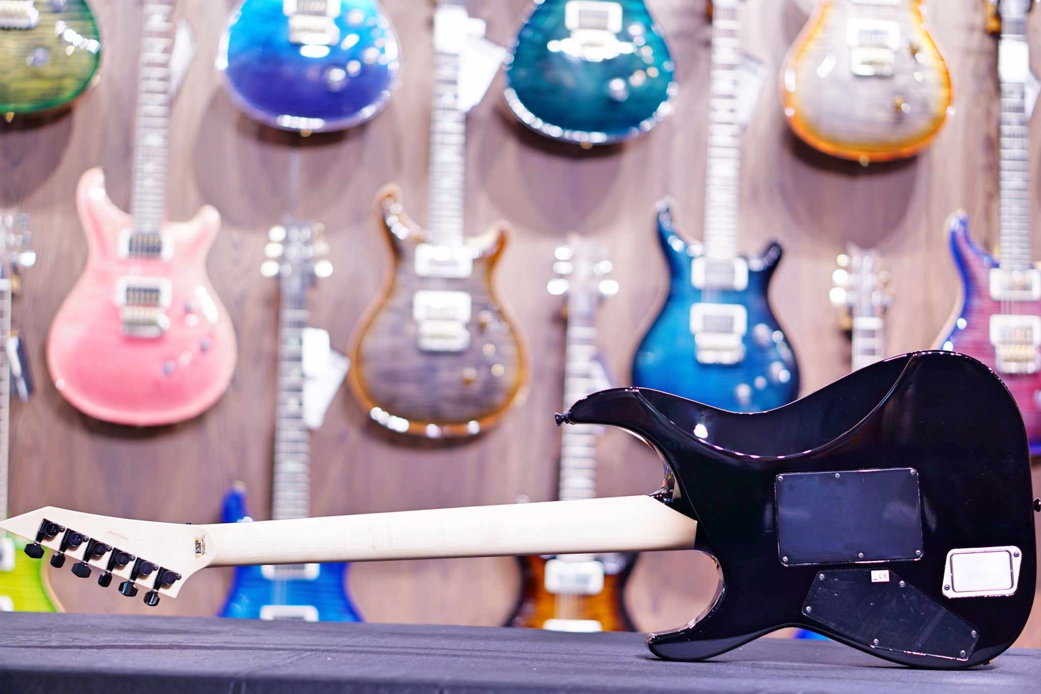 ESP KH-2 NECK-THRU Black E8210202 2020 - HIENDGUITAR ESP GUITAR