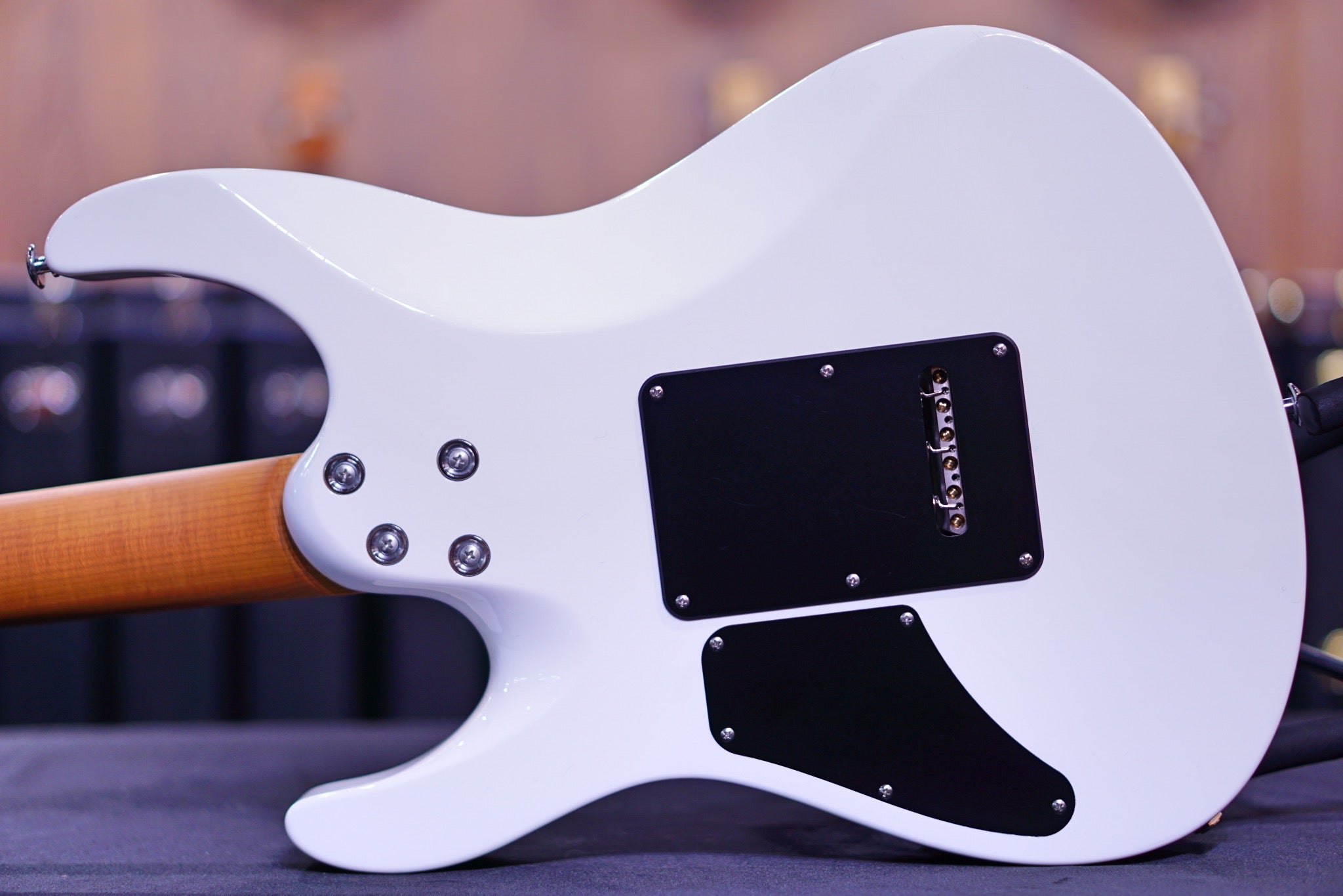 Suhr Modern antique olympic white Hiend spec 67463 - HIENDGUITAR SUHR GUITAR