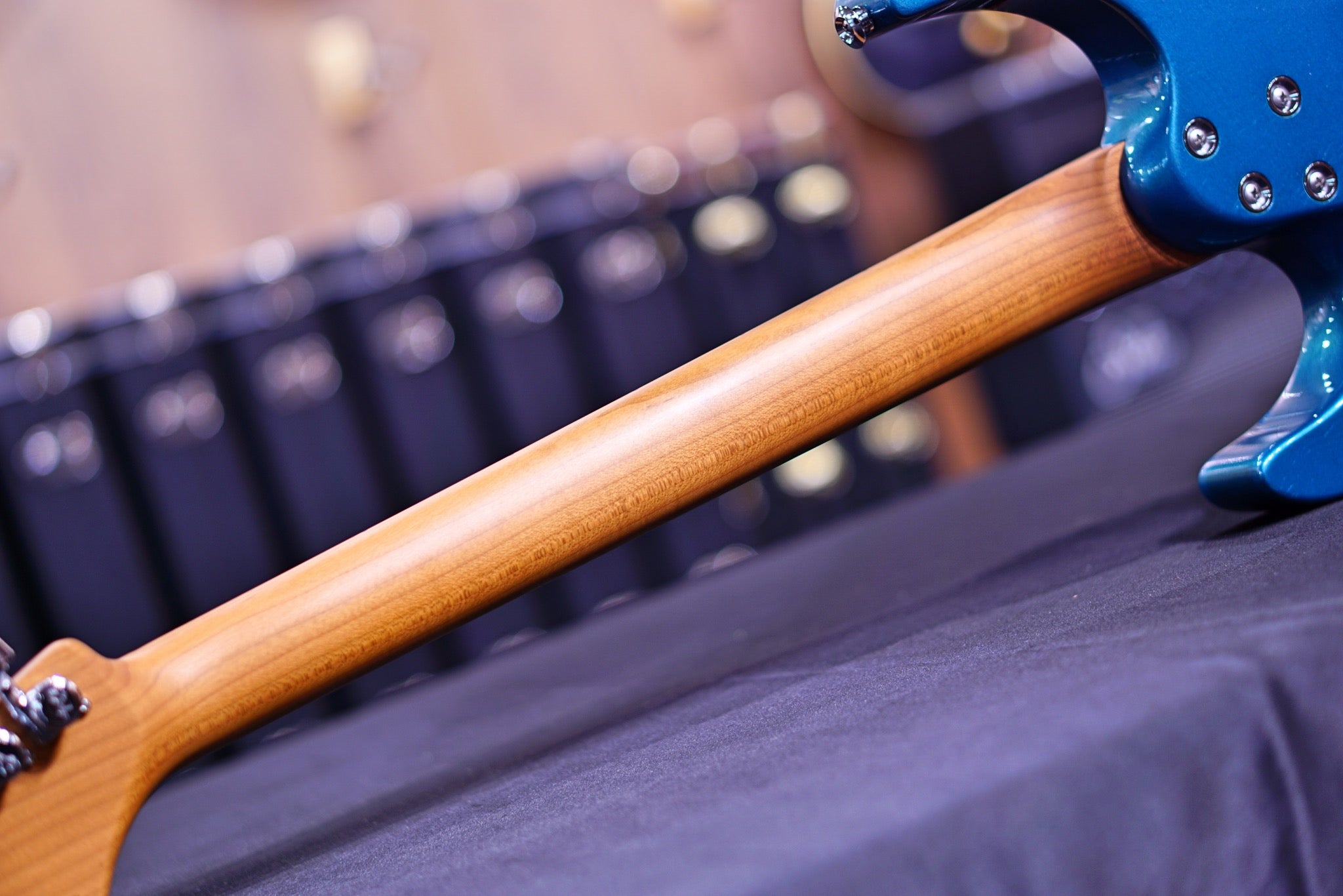 Suhr Modern antique ocean turquoise Hiend spec - HIENDGUITAR SUHR GUITAR