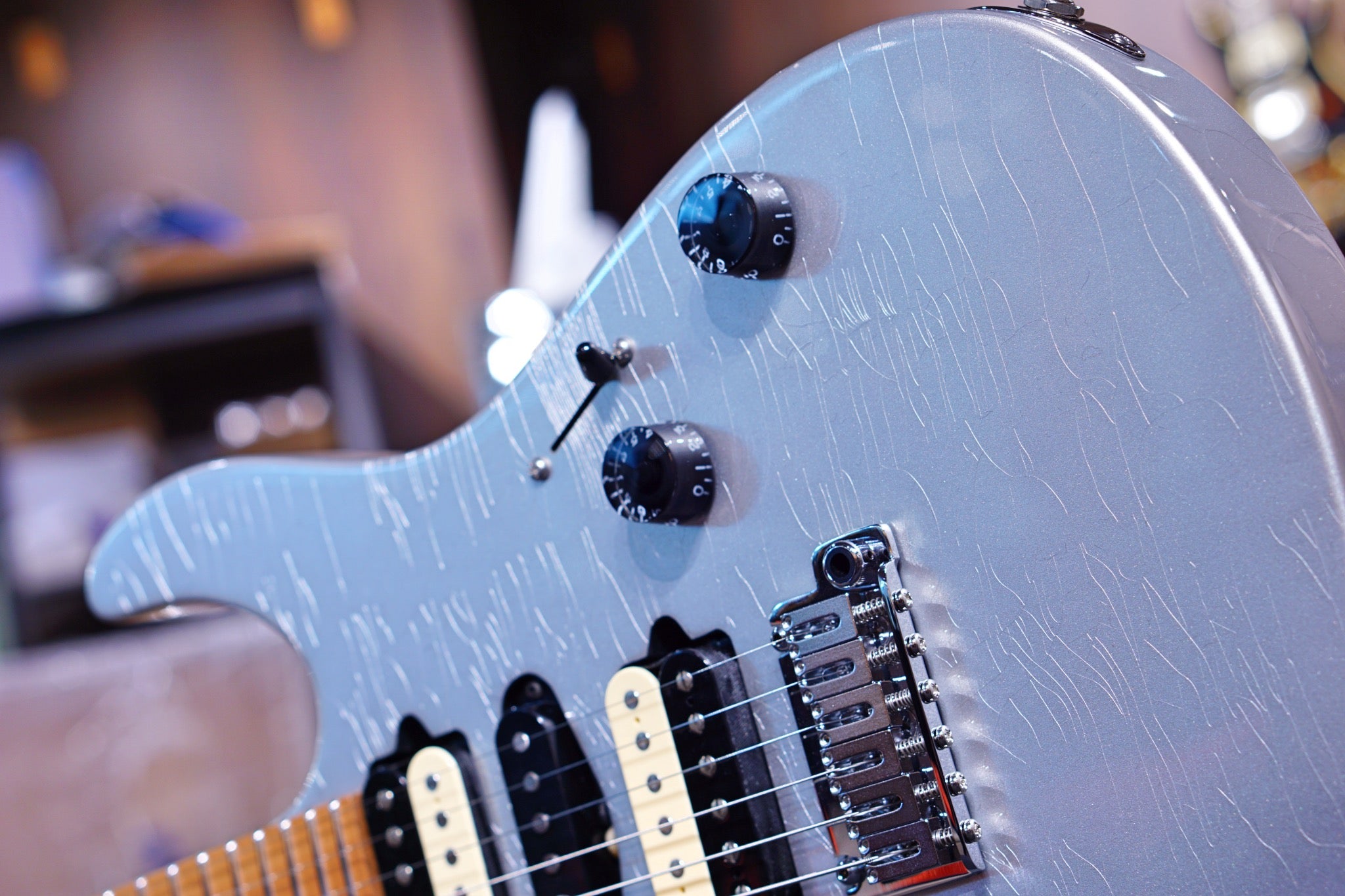 Suhr Modern antique firemist silver Hiend spec 67461 - HIENDGUITAR SUHR GUITAR