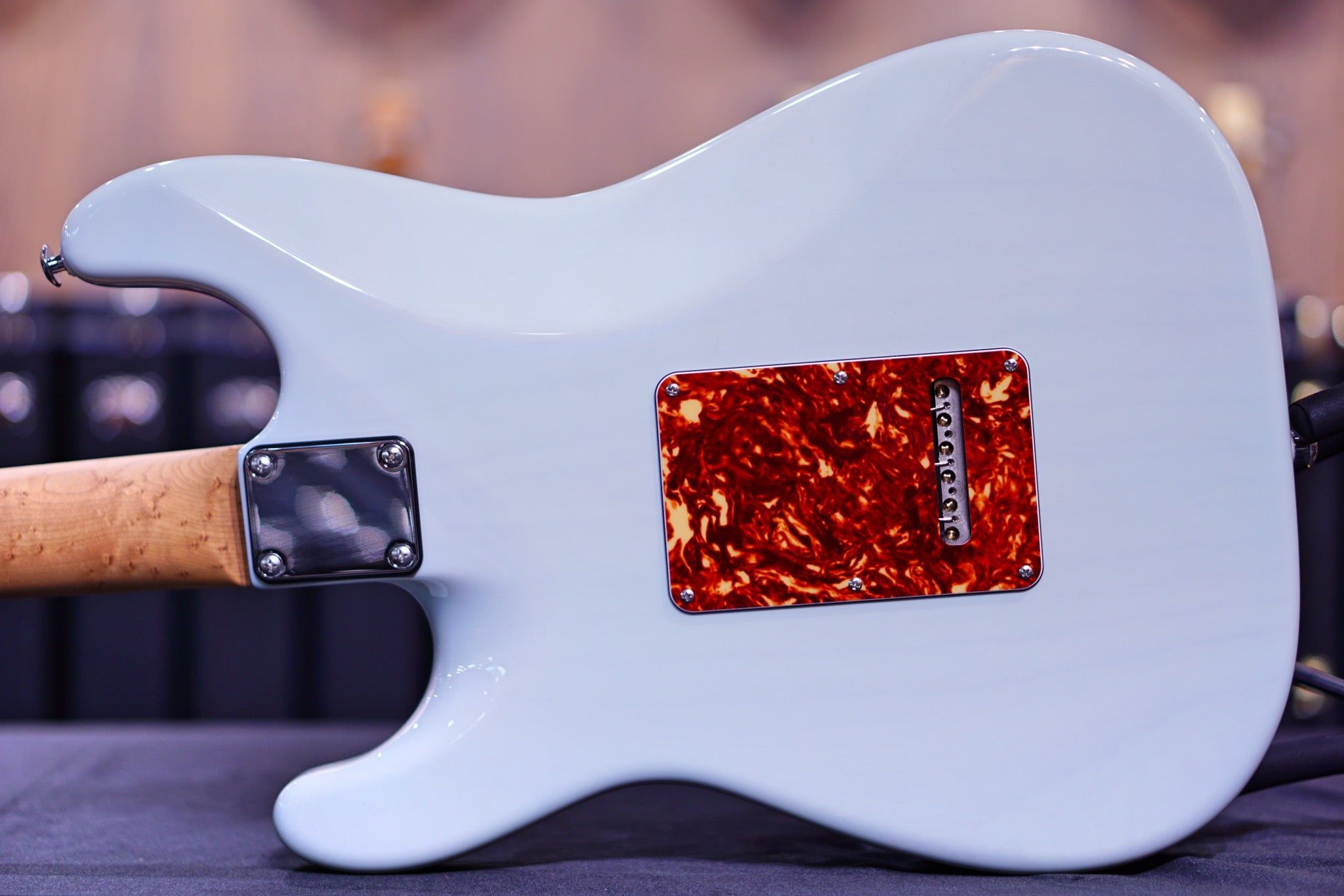 Suhr Classic S Paulownia Trans sonic blue 69019 - HIENDGUITAR SUHR GUITAR