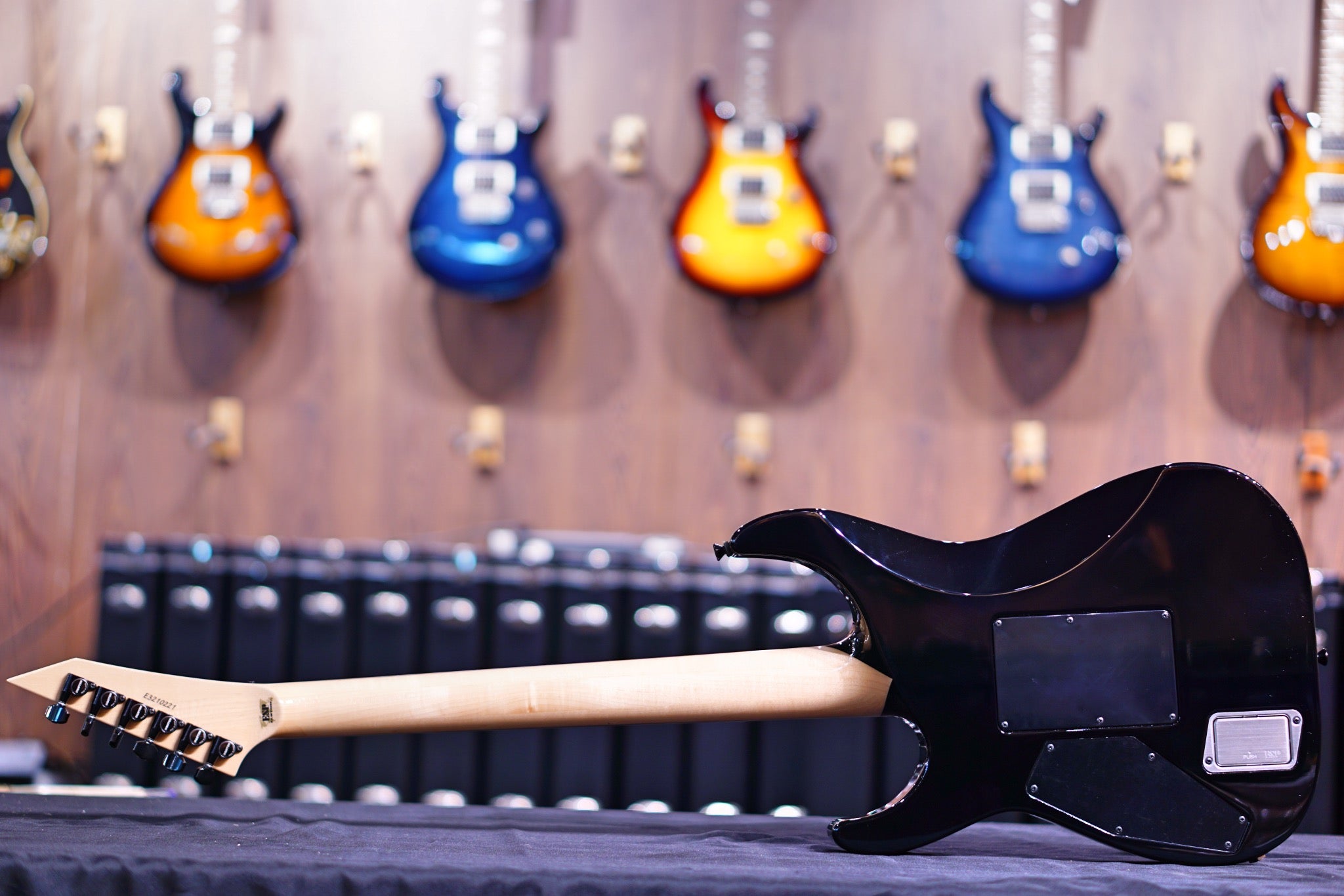 ESP White Zombie Kirk hammett signature - HIENDGUITAR ESP GUITAR