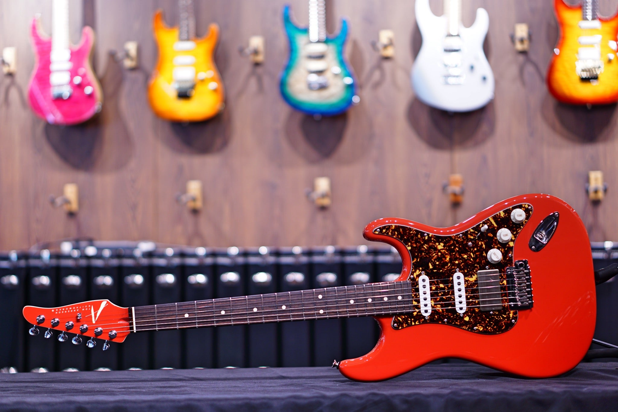 Anderson Icon Classic Fiesta Red 10-04-22A - HIENDGUITAR Anderson GUITAR