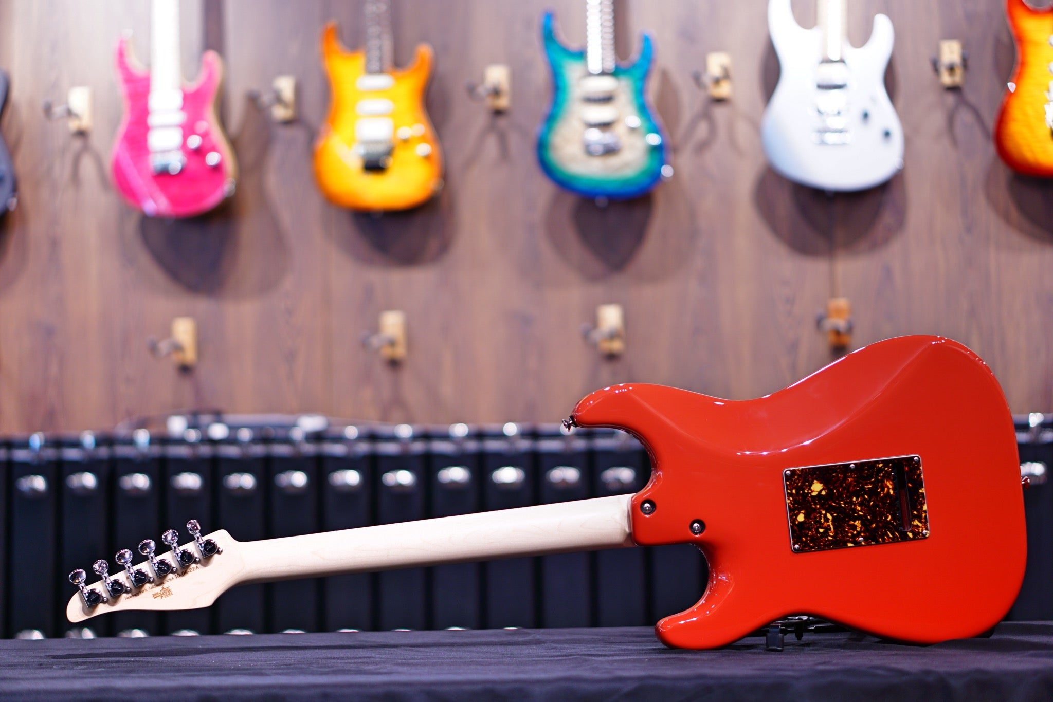 Anderson Icon Classic Fiesta Red 10-04-22A - HIENDGUITAR Anderson GUITAR