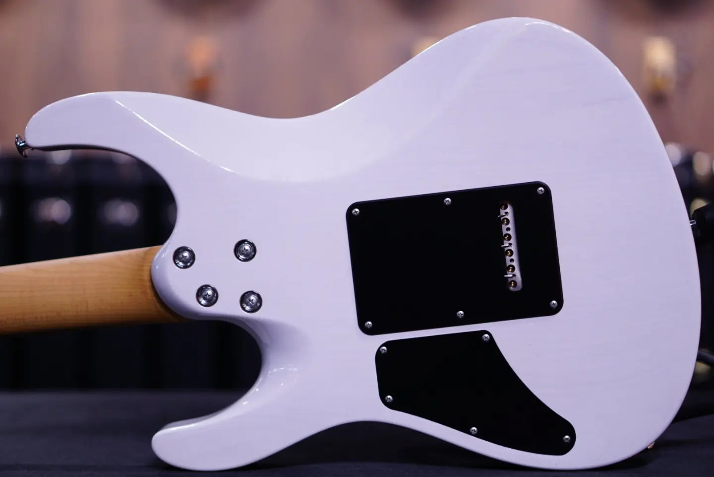 Suhr Modern antique trans white Hiend spec 67469 - HIENDGUITAR SUHR GUITAR