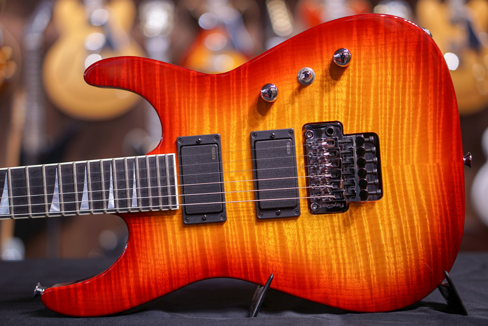 Jackson USA Select DK1 Dinky Electric Guitar JACKSON Default Title - HIENDGUITAR.COM