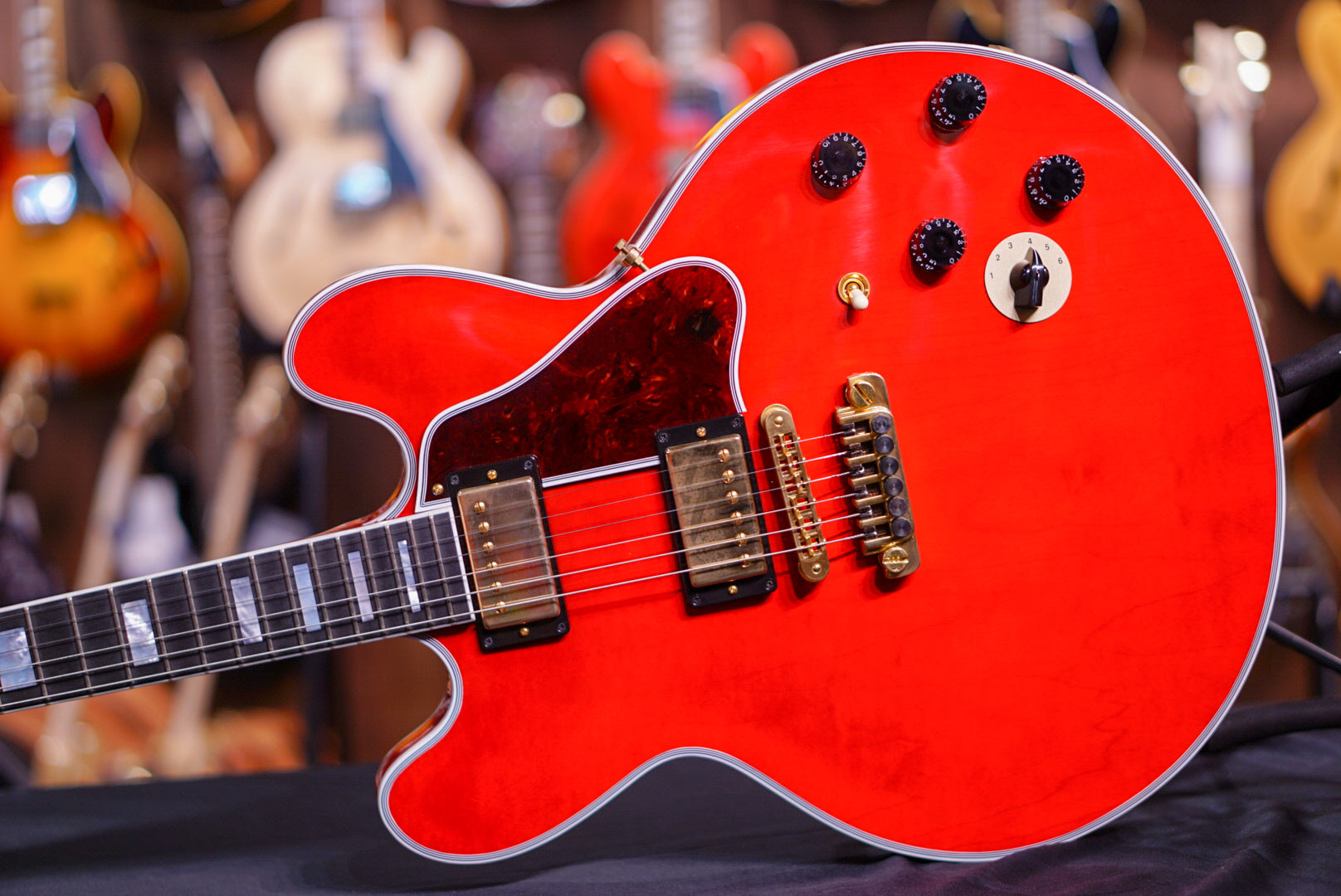 Gibson BB King Lucille - Cherry - HIENDGUITAR GIBSON GUITAR