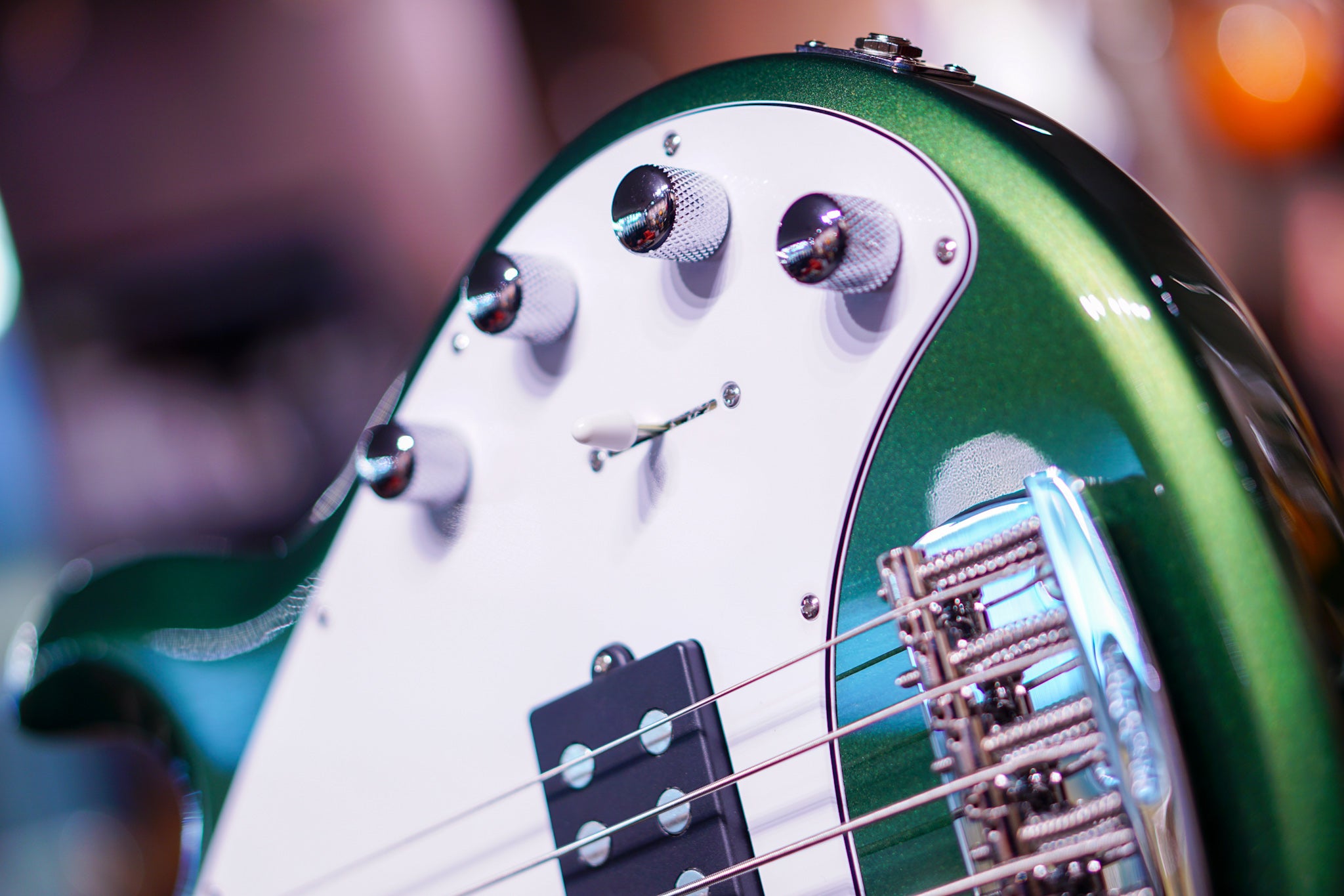 Ernie Ball Music Man StingRay Special 5 H - Charging Green F81832 - HIENDGUITAR Musicman GUITAR