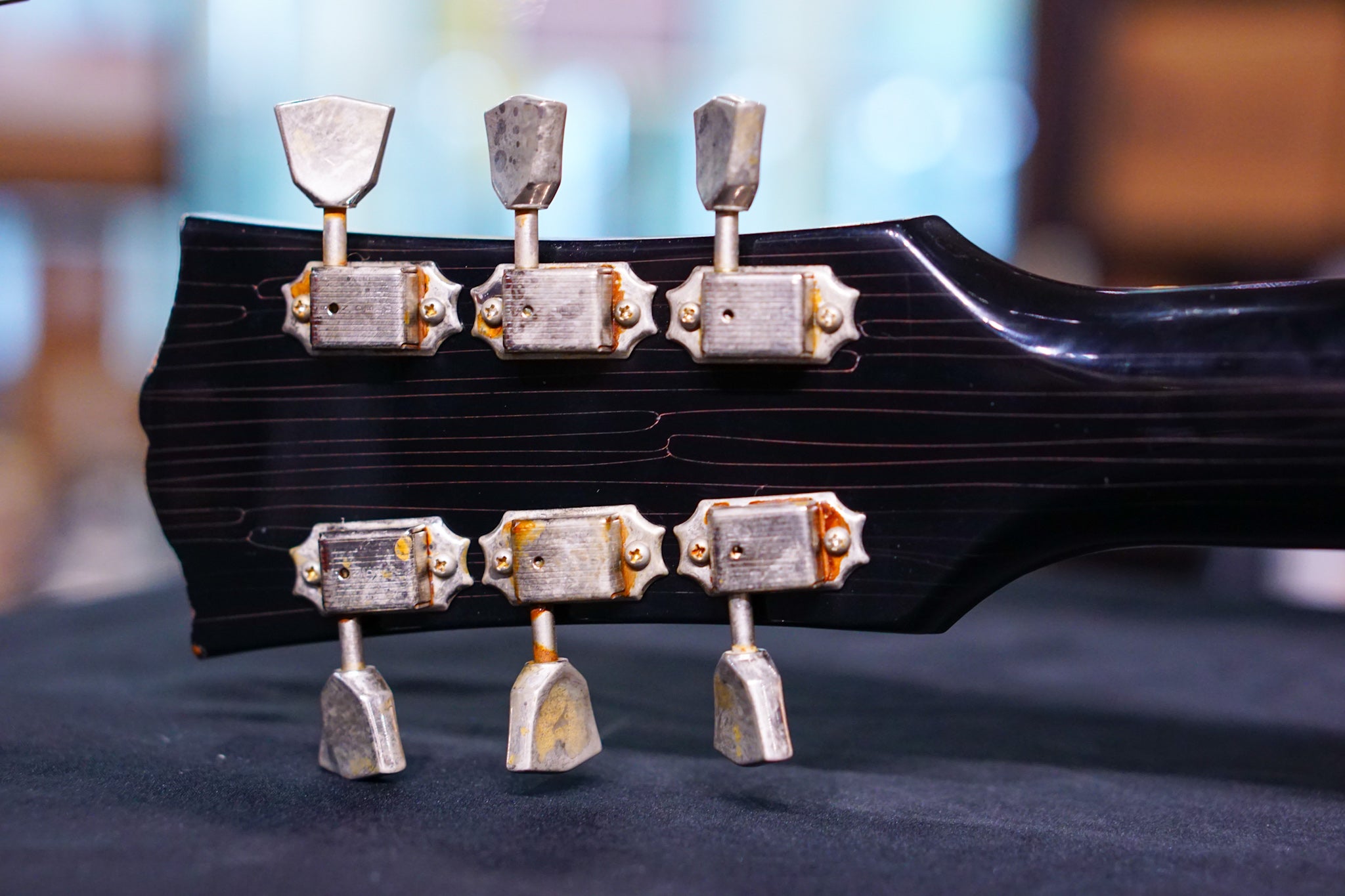 Gibson Slash 1966 EDS-1275 Doubleneck - Signed/Aged Double Your Appetite - HIENDGUITAR Gibson GUITAR