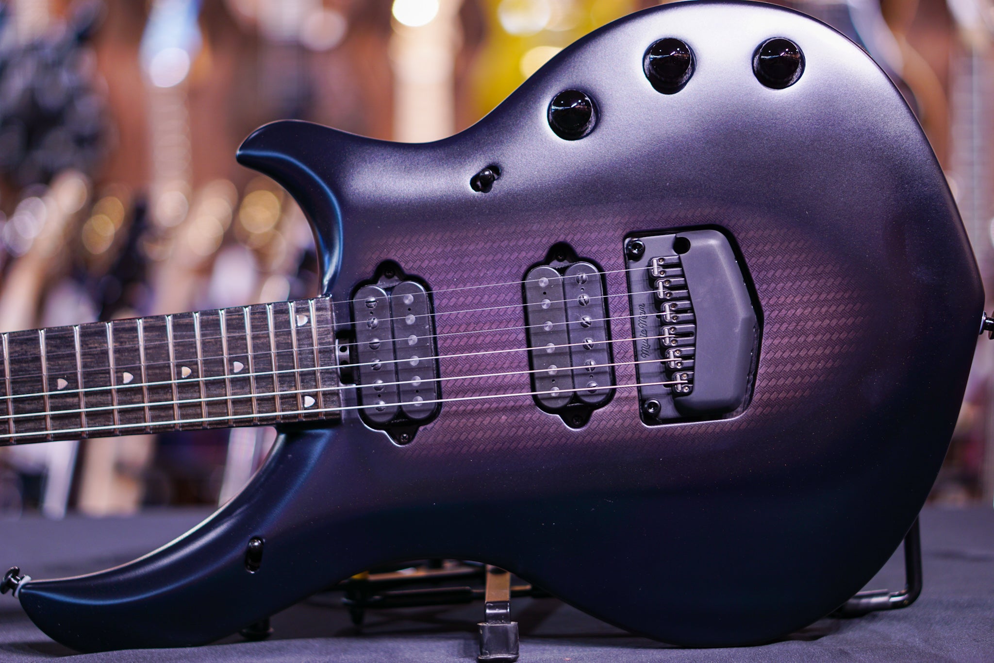 Ernieball musicman majesty JOHN PETRUCCI polar noir - HIENDGUITAR Musicman GUITAR