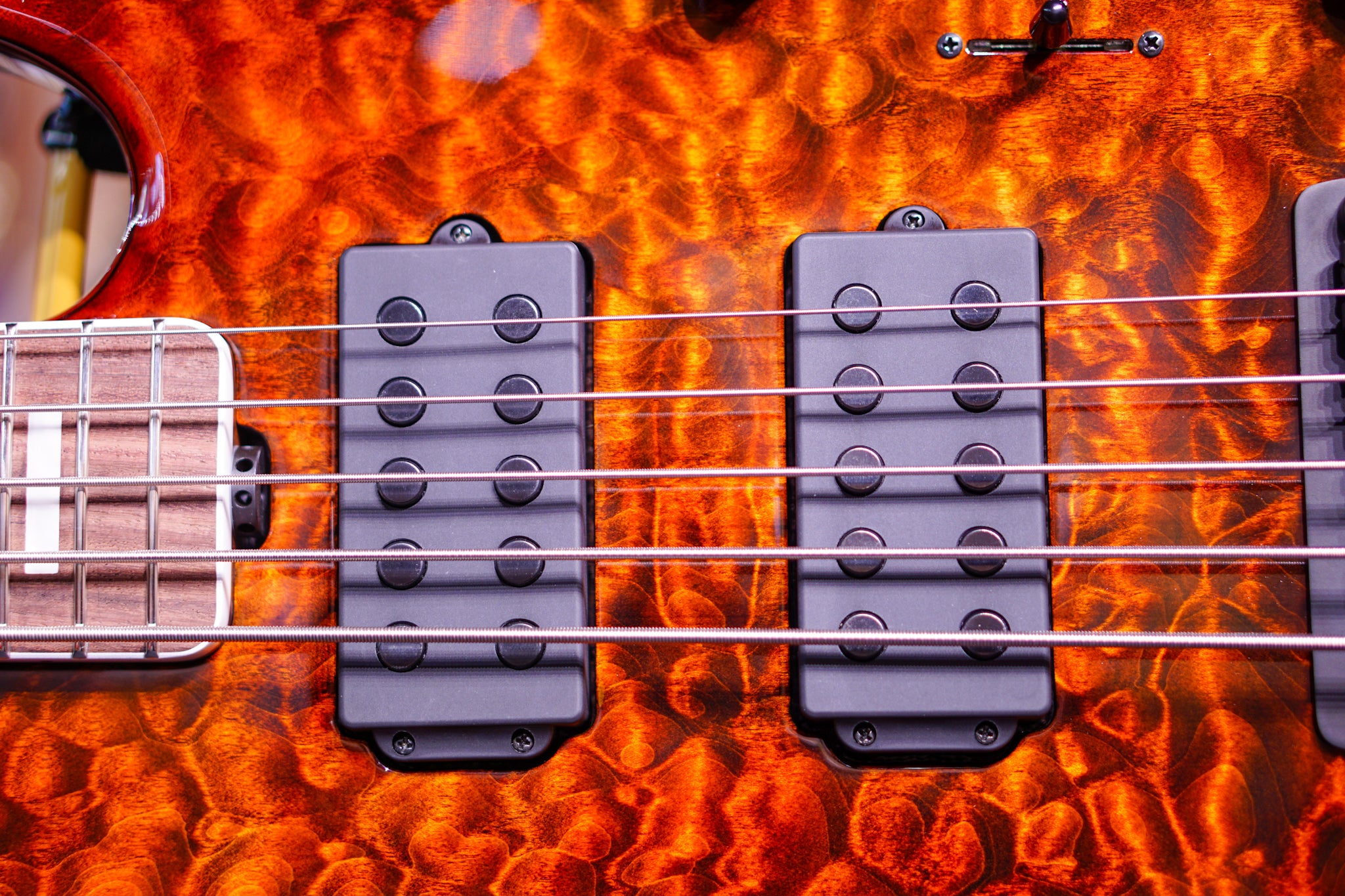 Ernie Ball Music Man BFR StingRay 5 - Giants Orange Quilt F85378 - HIENDGUITAR Musicman GUITAR