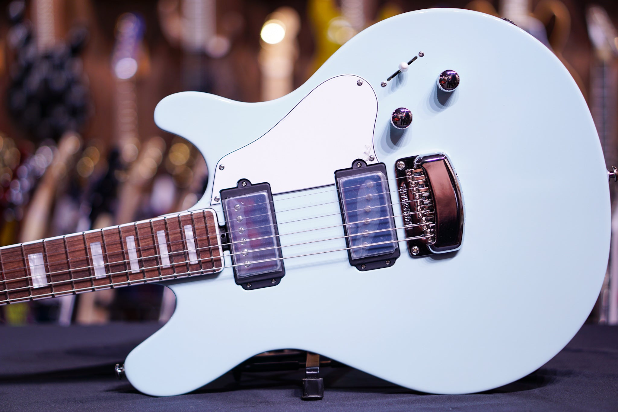 Ernie Ball Music Man BFR James Valentine - Baby Blue G89603 - HIENDGUITAR Musicman GUITAR