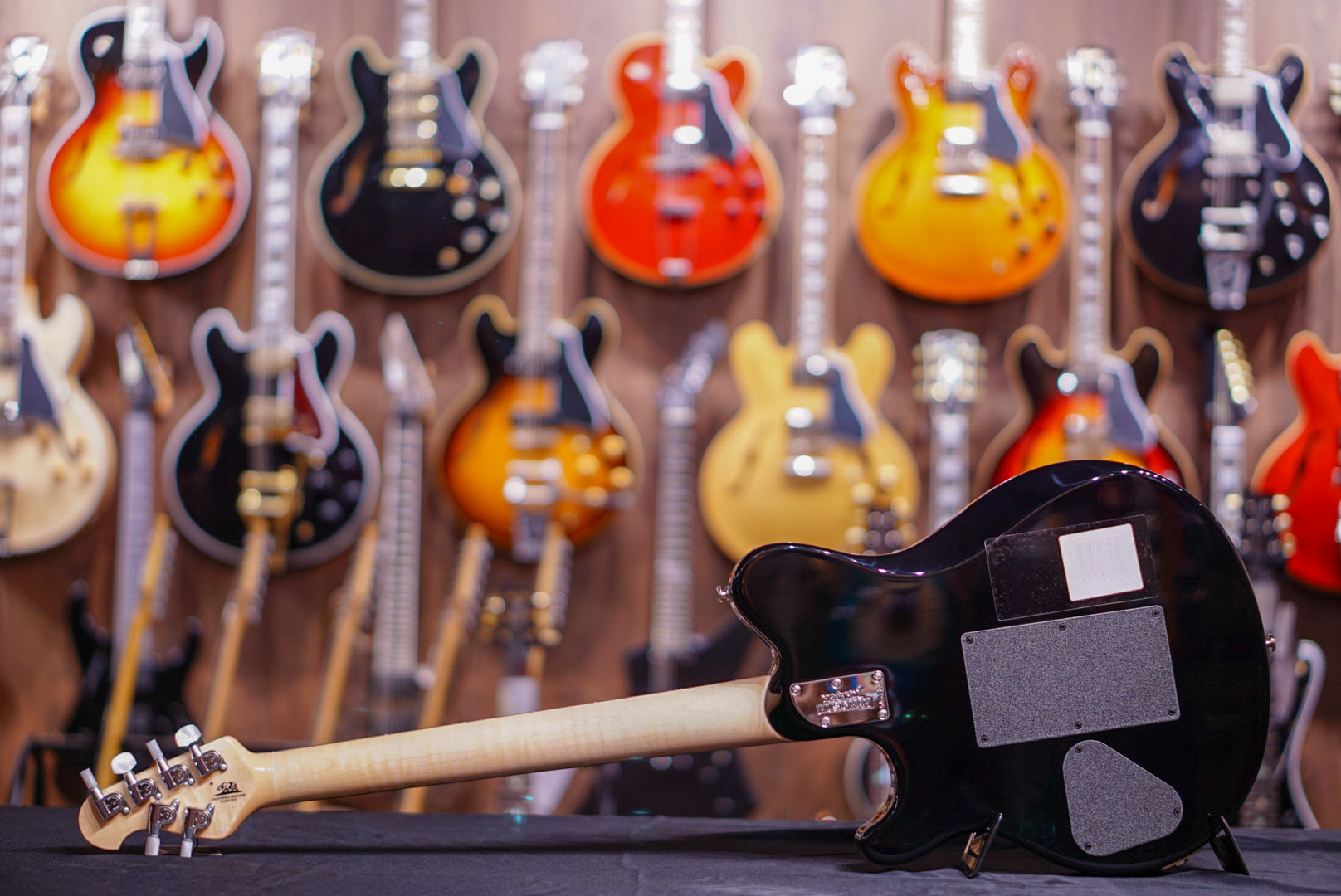 Music Man Axis Natural Quilt Match Headstock G85124 - HIENDGUITAR Musicman GUITAR