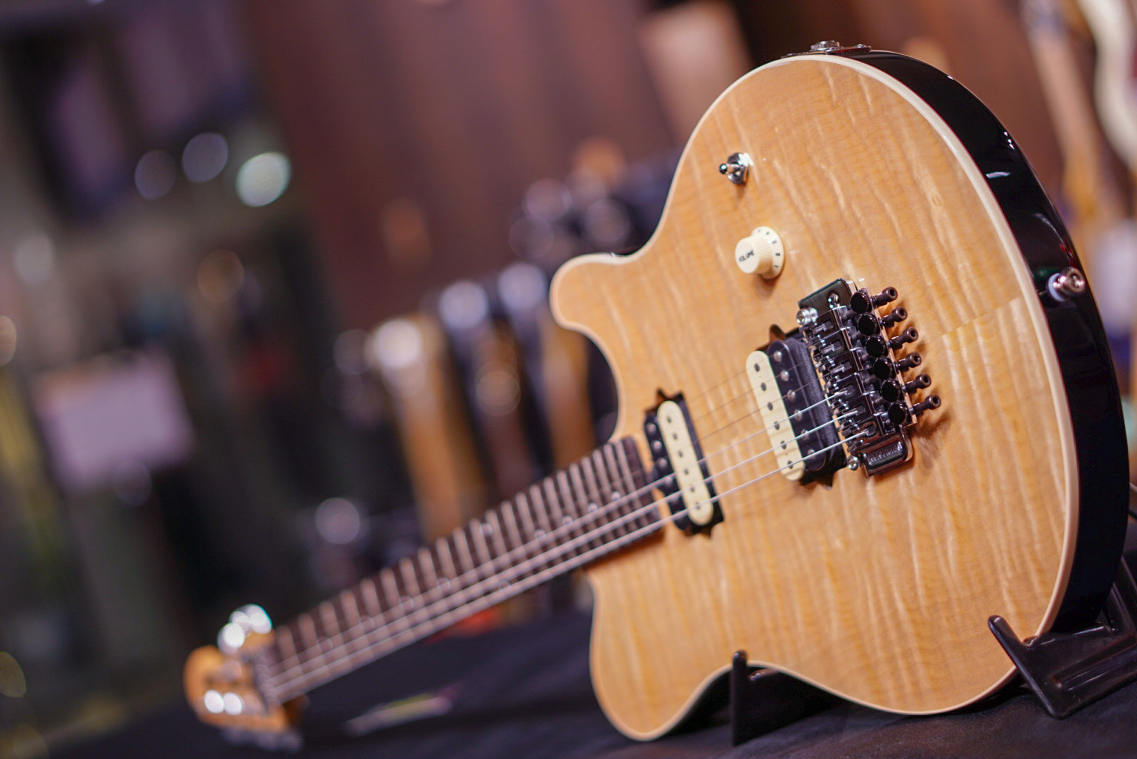 Music Man Axis Natural Quilt Match Headstock G85124 - HIENDGUITAR Musicman GUITAR