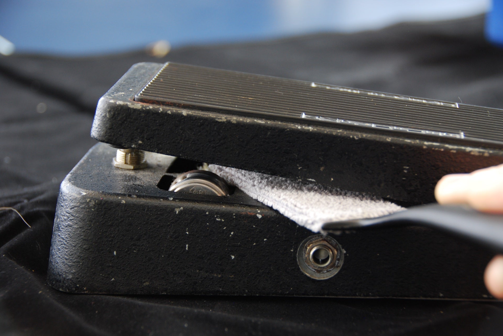 MusicNomad The Nomad String, Body & Hardware Cleaner MN205 - HIENDGUITAR musicnomad musicnomad